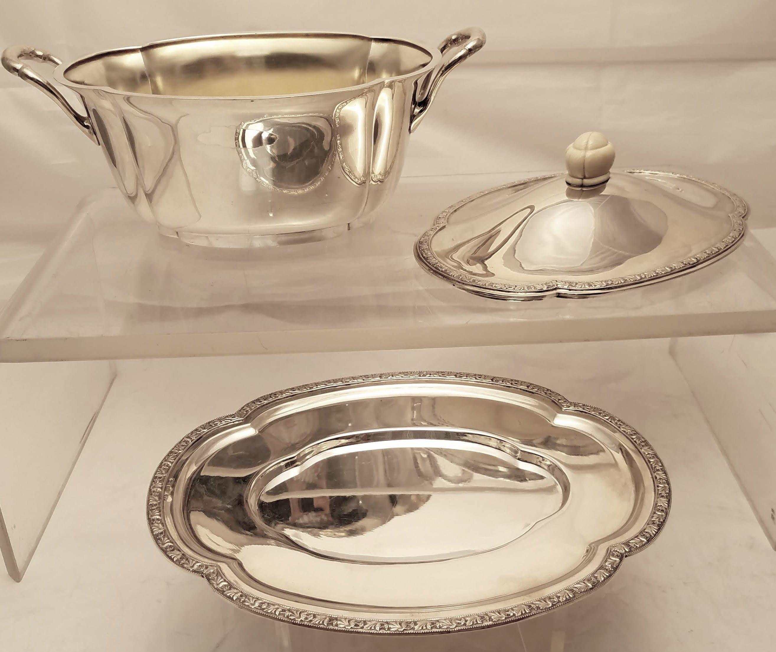 20th Century Austrian Continental Silver Tureen Covered Dish with Matching Tray Jugendstil For Sale