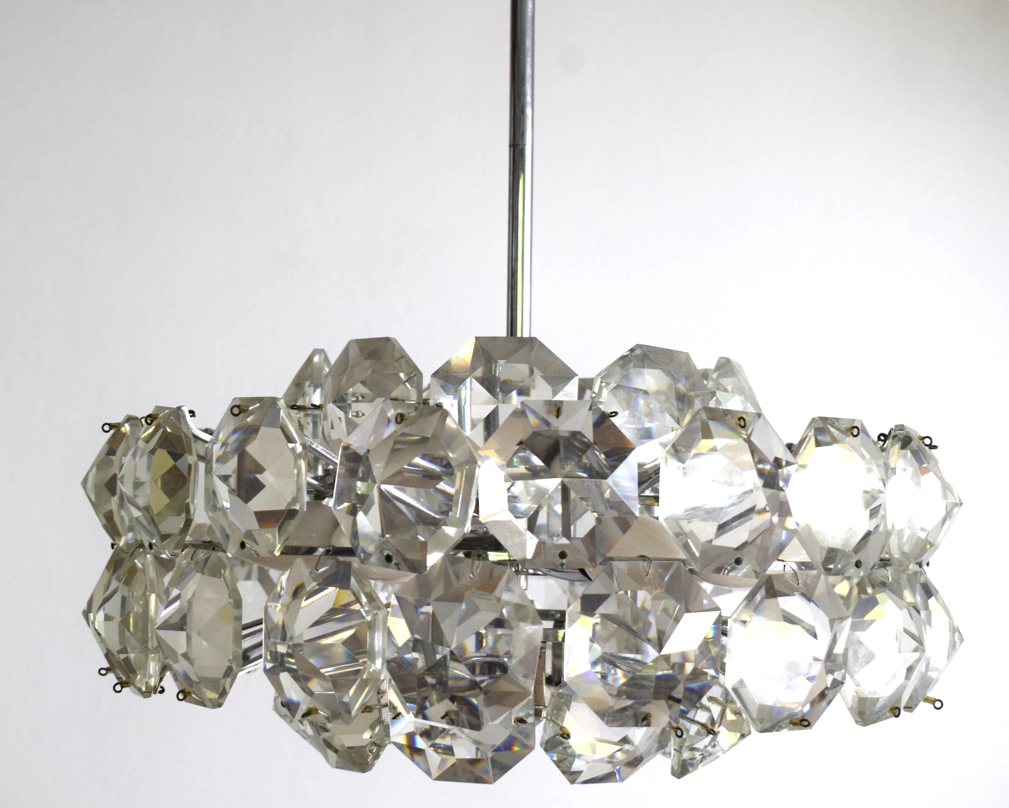 Mid-Century Modern Austrian crystal chandelier Bakalowits 1960 For Sale