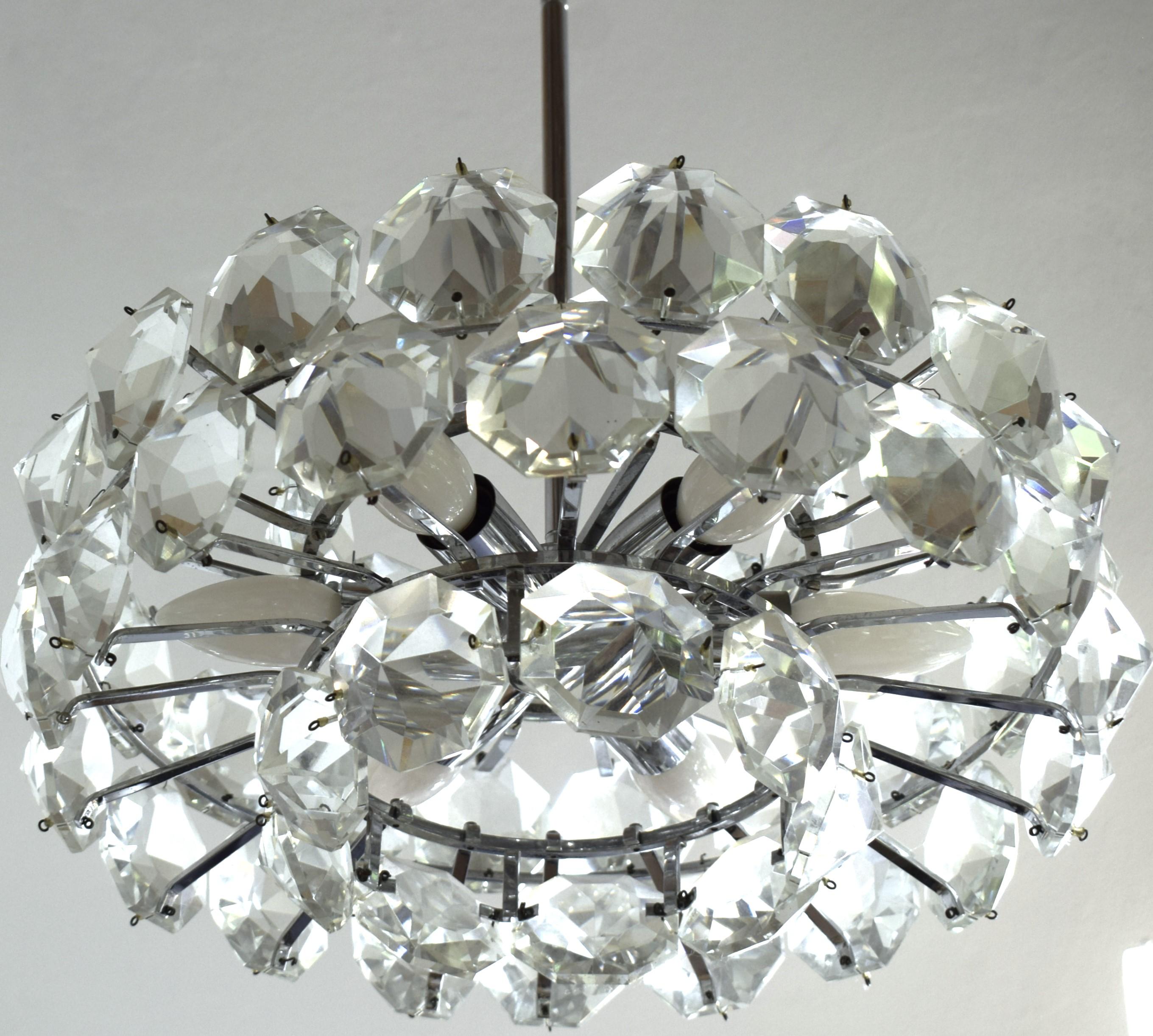 Austrian crystal chandelier Bakalowits 1960 In Good Condition For Sale In Purkersdorf, AT