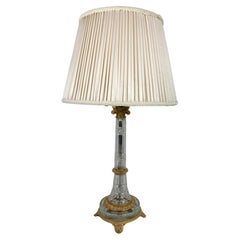 Klassische Tischlampe aus österreichischem geschliffenem Kristall und vergoldeter Bronze