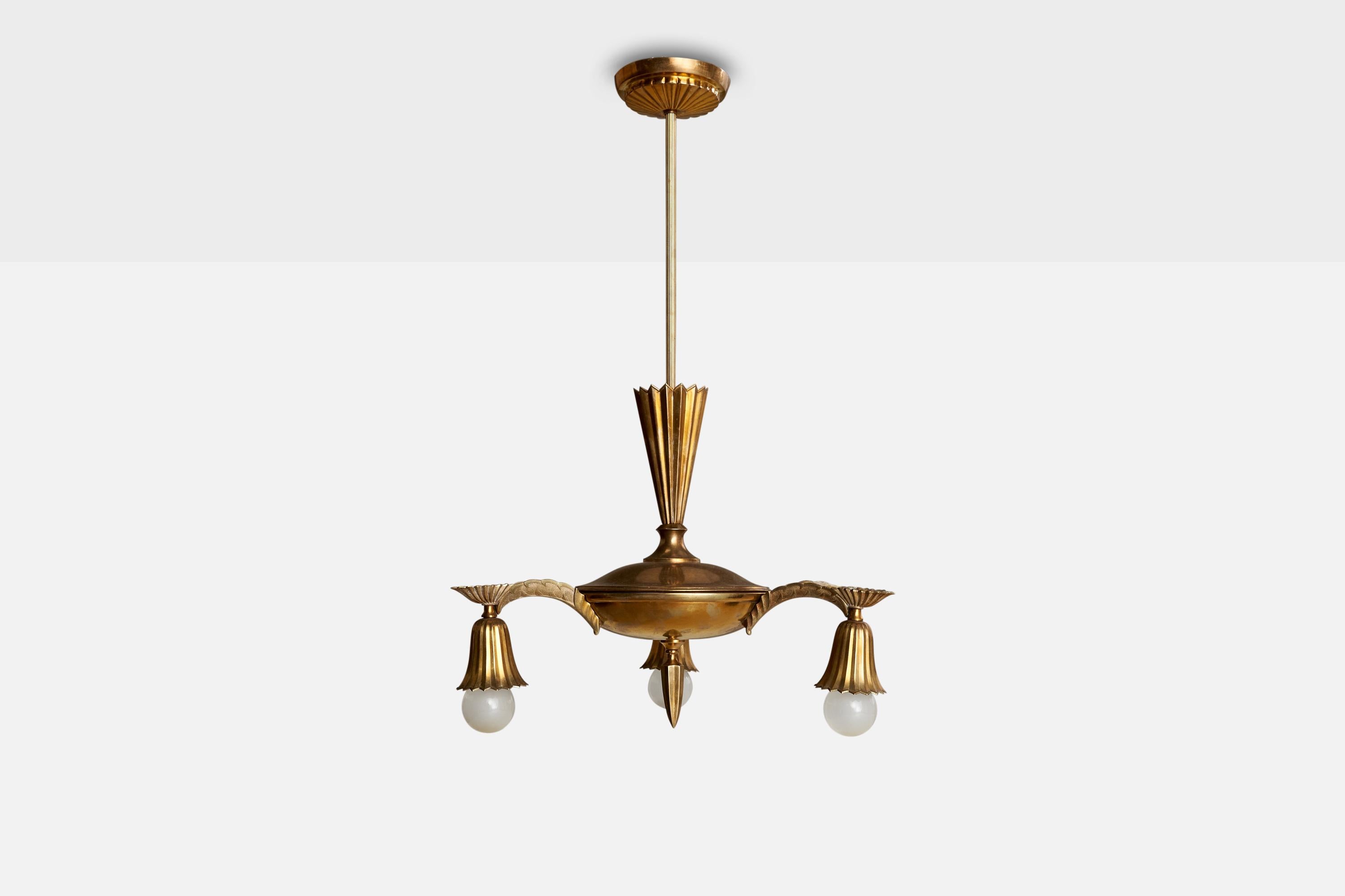 Début du 20ème siècle Designer autrichien, lustre, laiton, Autriche, années 1920 en vente