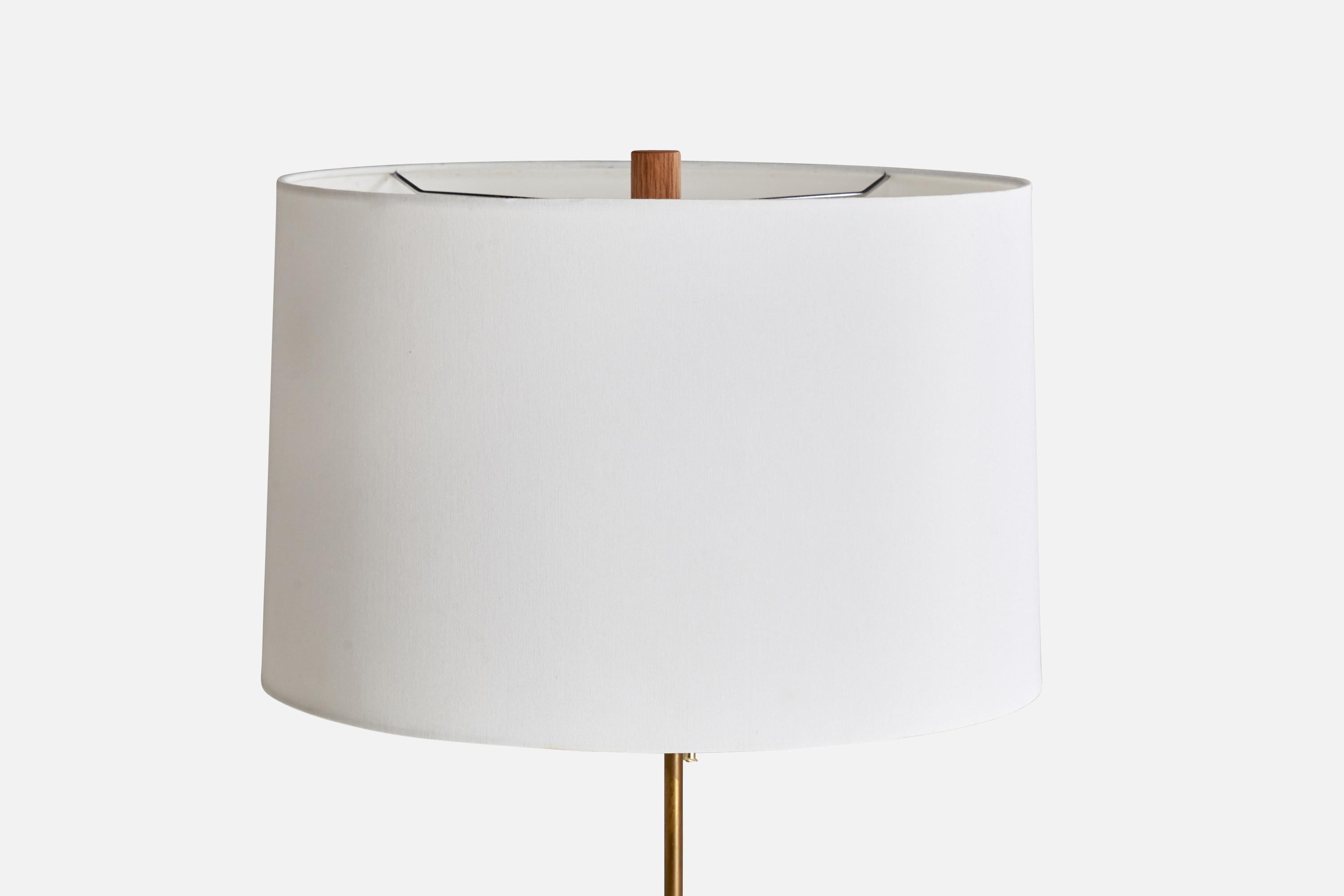 Autrichien Designer autrichien, lampadaire, laiton, tissu, Autriche, années 1930 en vente