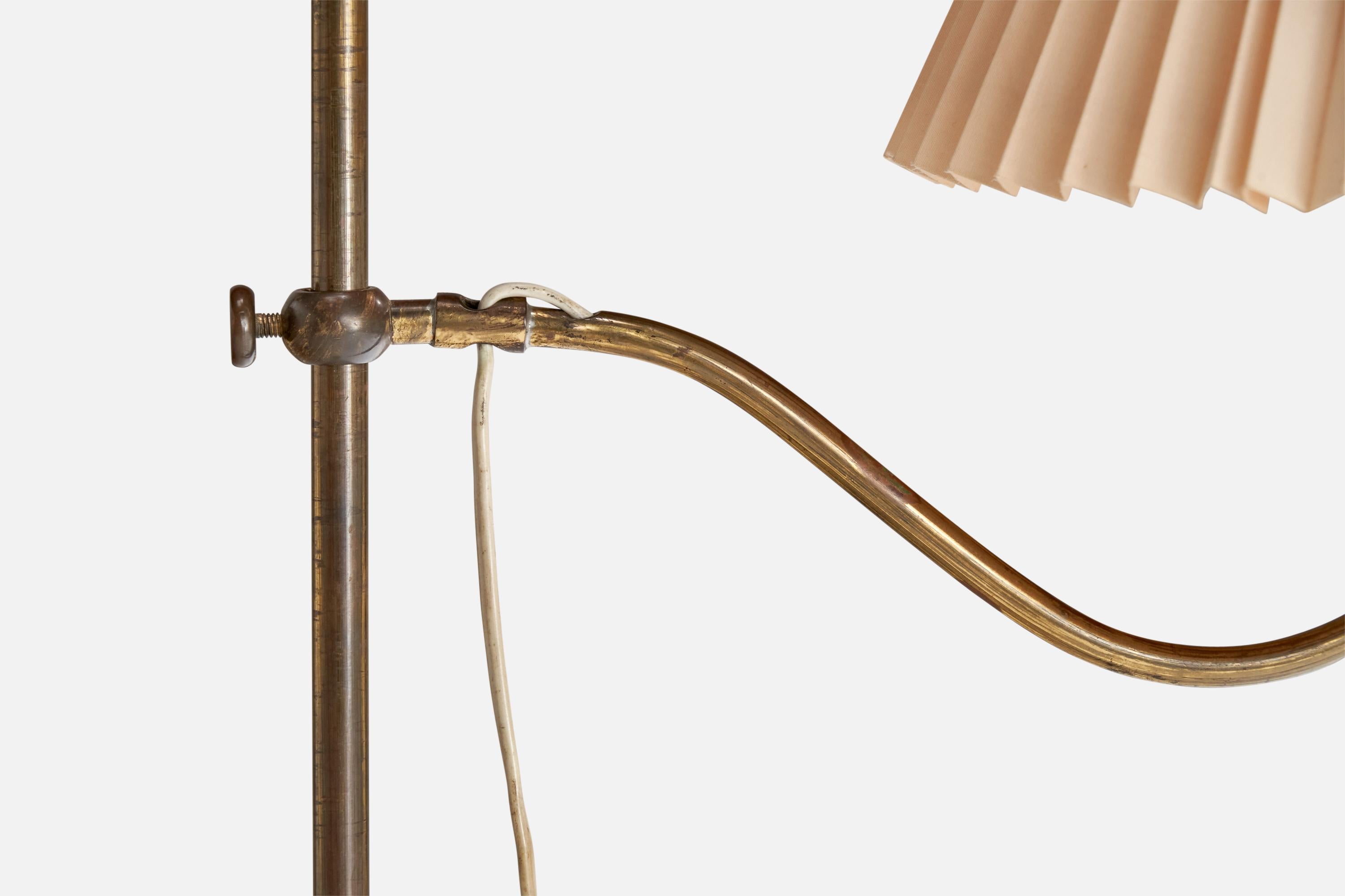 Designer autrichien, lampadaire, laiton, papier, Autriche, années 1940 en vente 1