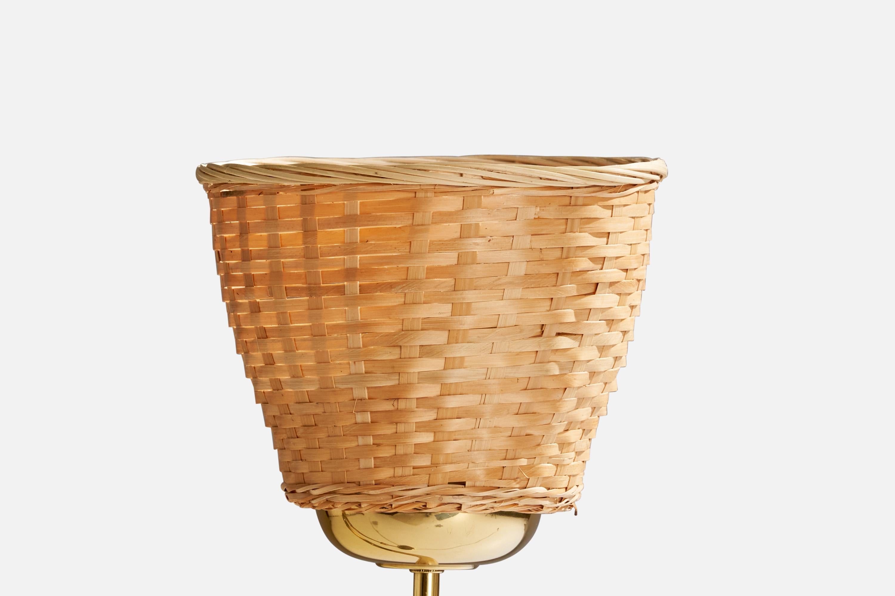 Designer autrichien, lampadaire, laiton, rotin, Autriche, années 1940 en vente 1