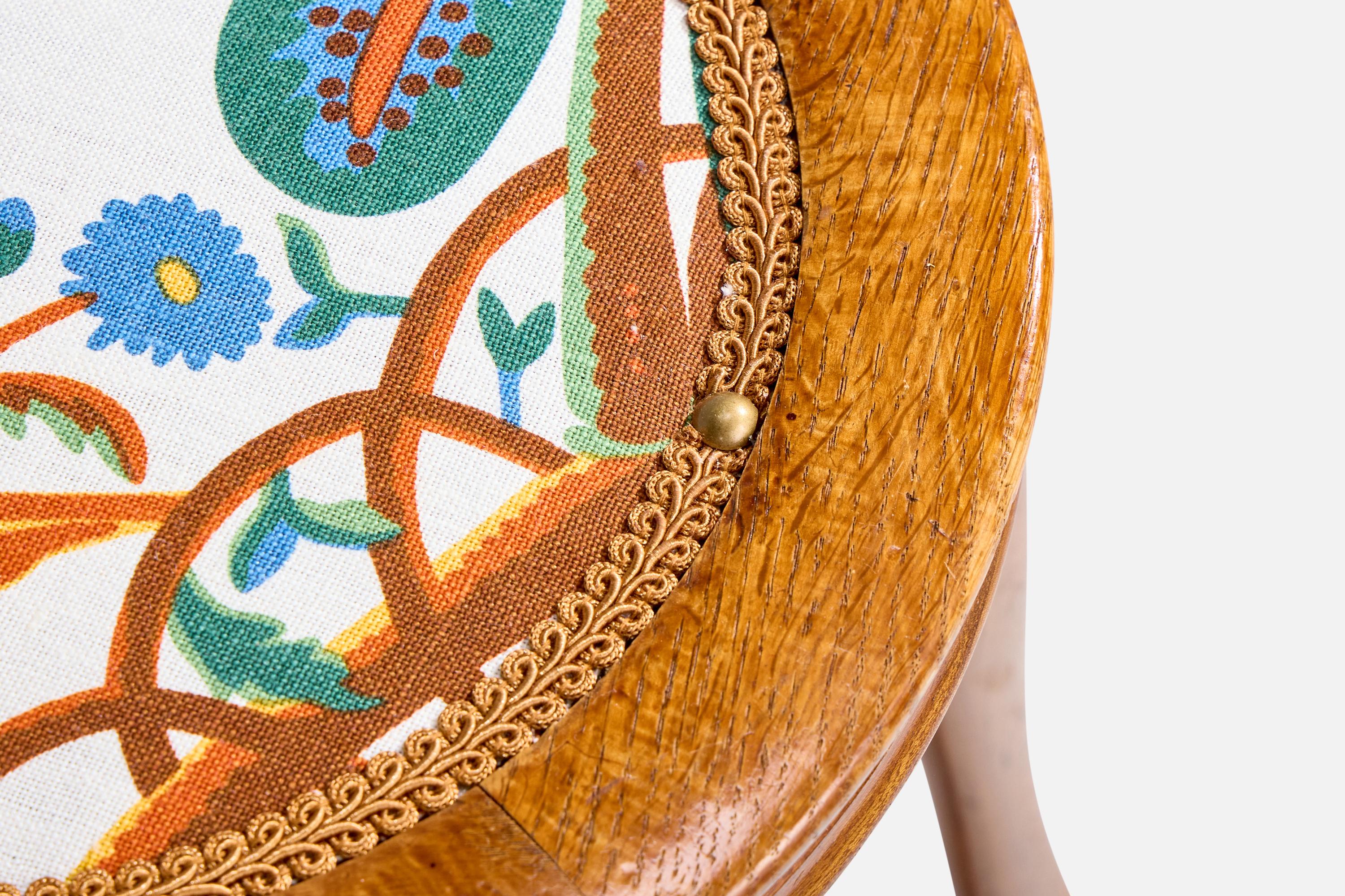 Austrian Designer, Stools, Oak, Fabric, Austria, 1900s For Sale 7