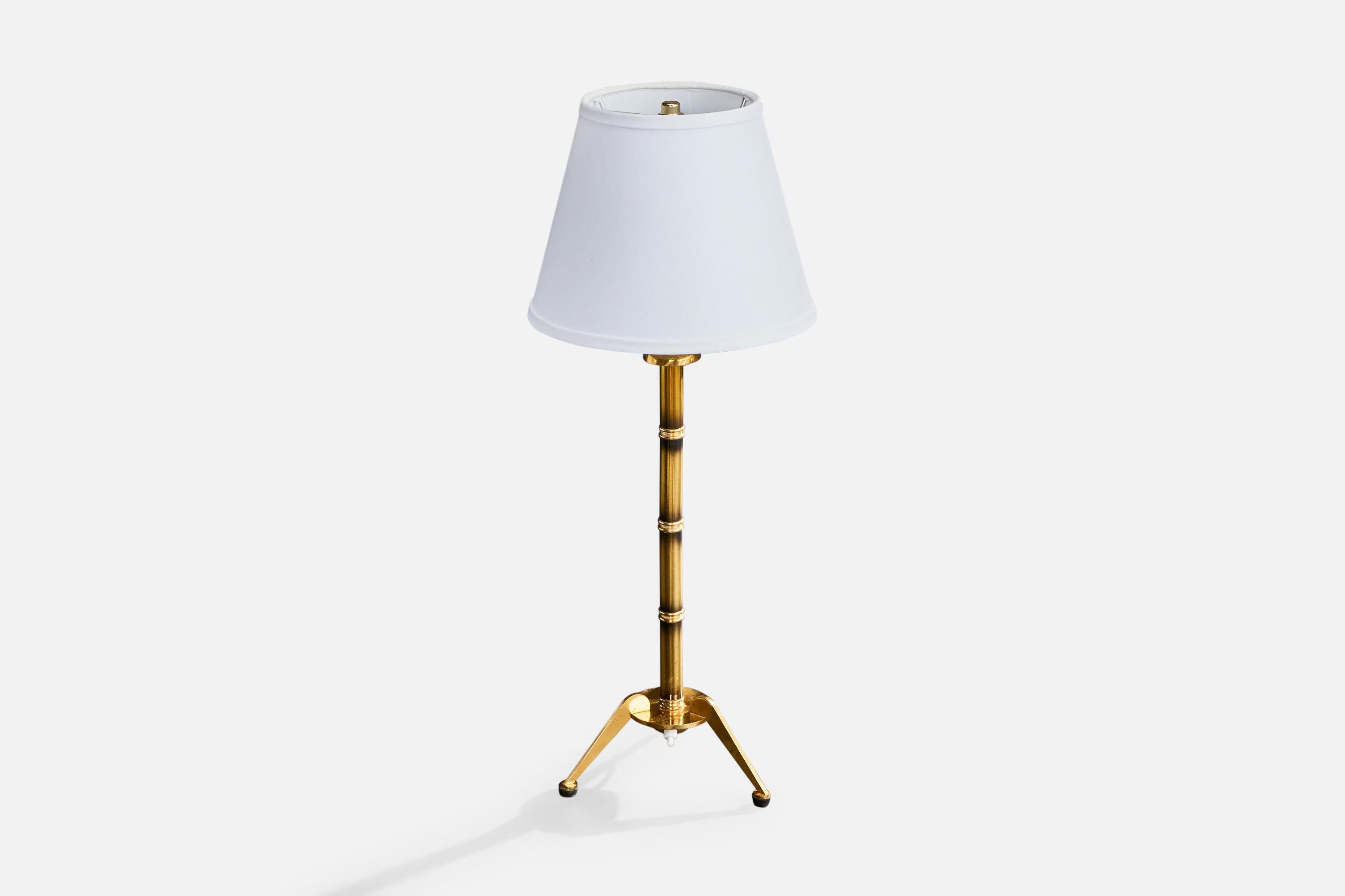 Mid-Century Modern Austrian Designer, Table Lamp, Brass, Austria, 1930s For Sale