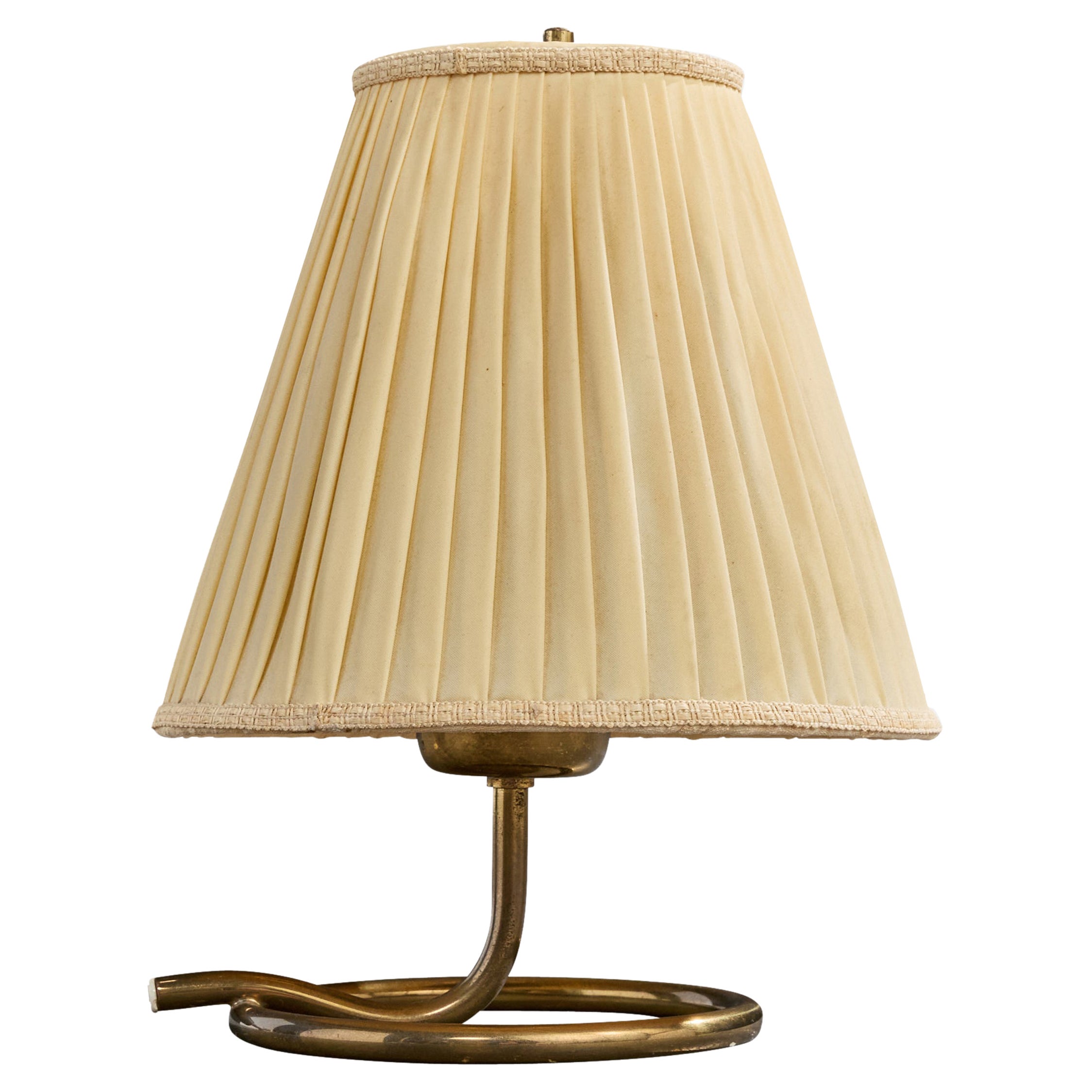 Lampada da tavolo di designer austriaco, ottone, tessuto, Austria, anni 
30