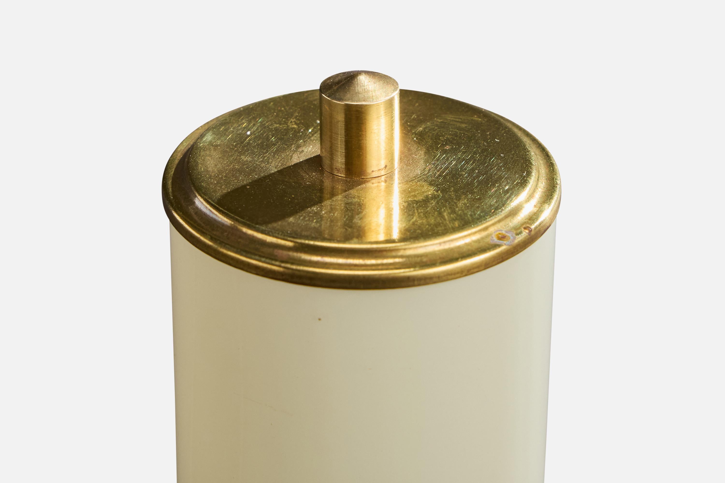 Diseñador austriaco, Lámparas de mesa, Latón, Vidrio, Austria, Años 50 en Bueno estado para la venta en High Point, NC