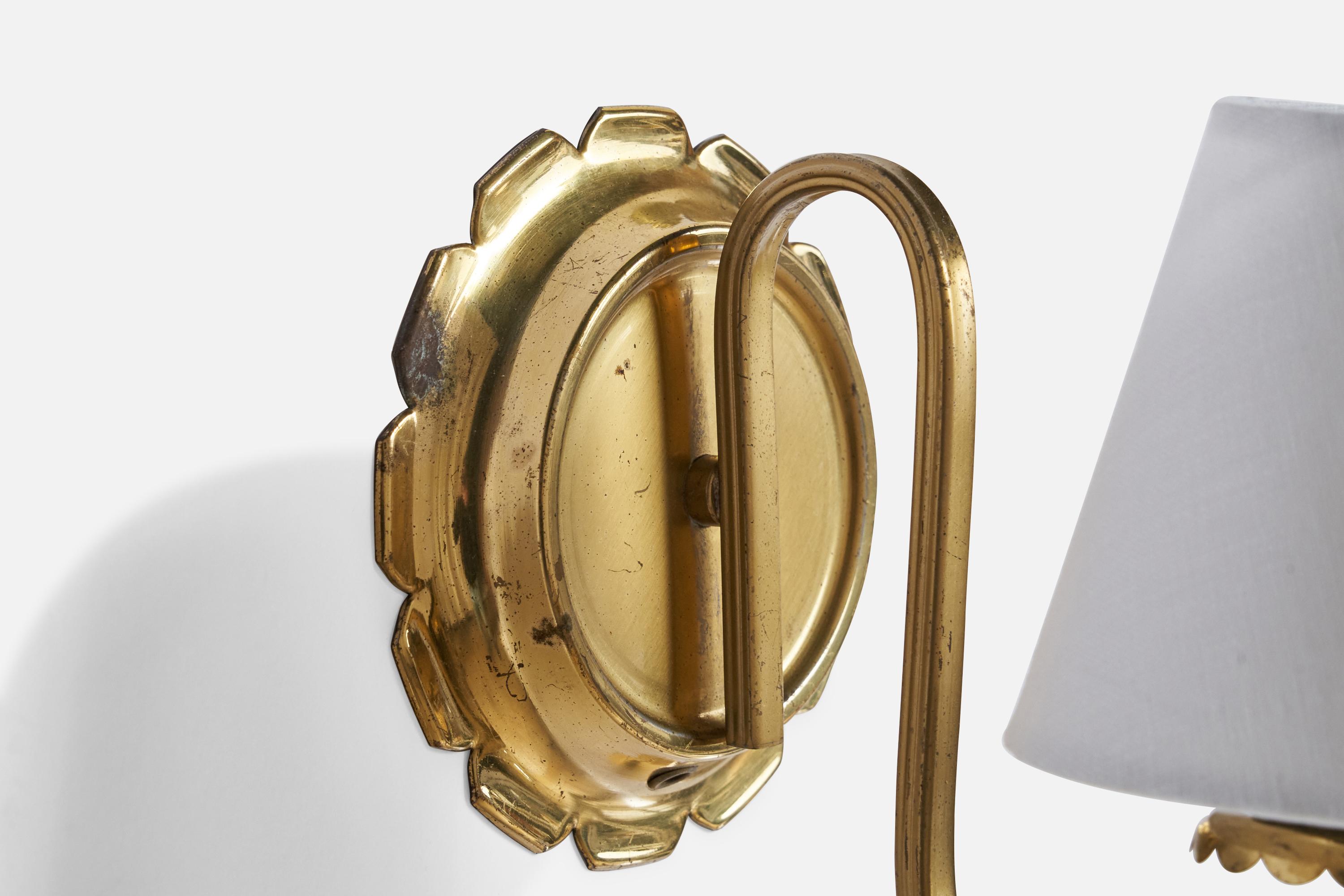 Mid-20th Century Austrian Designer, Wall Light, Brass, Fabric, Austria, 1940s For Sale