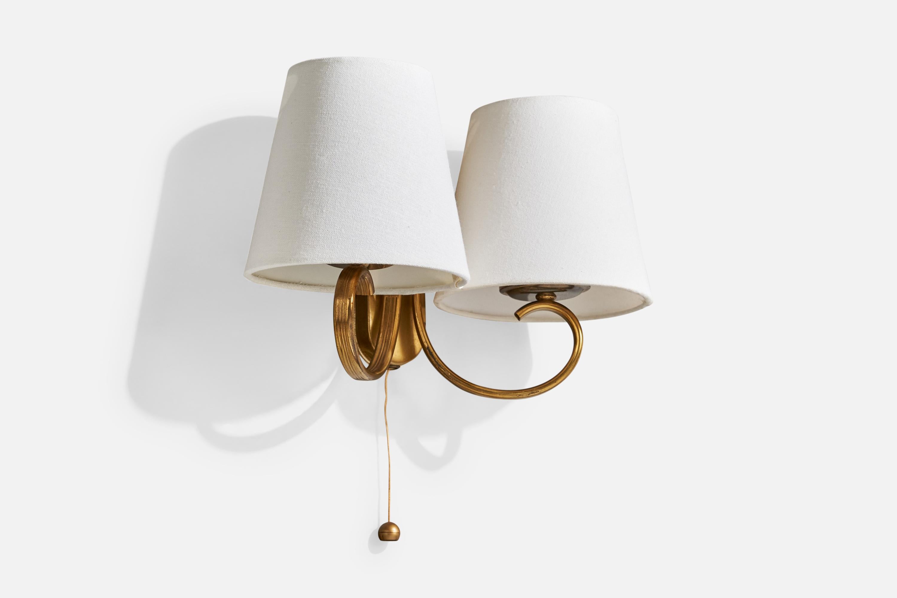 Austrian Designer, Wall Light, Brass, Fabric, Austria, 1950s In Good Condition For Sale In High Point, NC