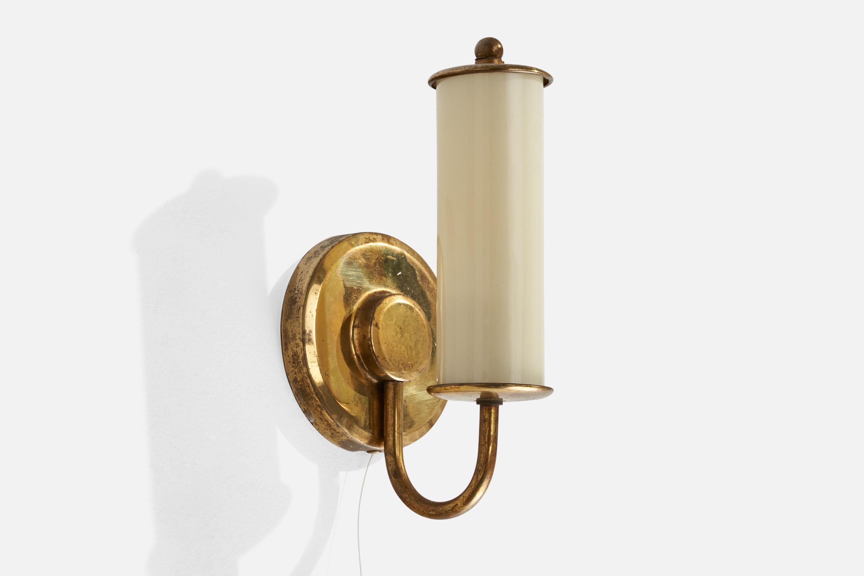 A brass and beige opaline glass wall light designed and produced in Austria, 1950s.

Overall Dimensions (inches): 9.5” H x 3.62” W x 5” D
Back Plate Dimensions (inches): 3.62” H x 0.60” D
Bulb Specifications: E-14 Bulb
Number of Sockets: 1
All