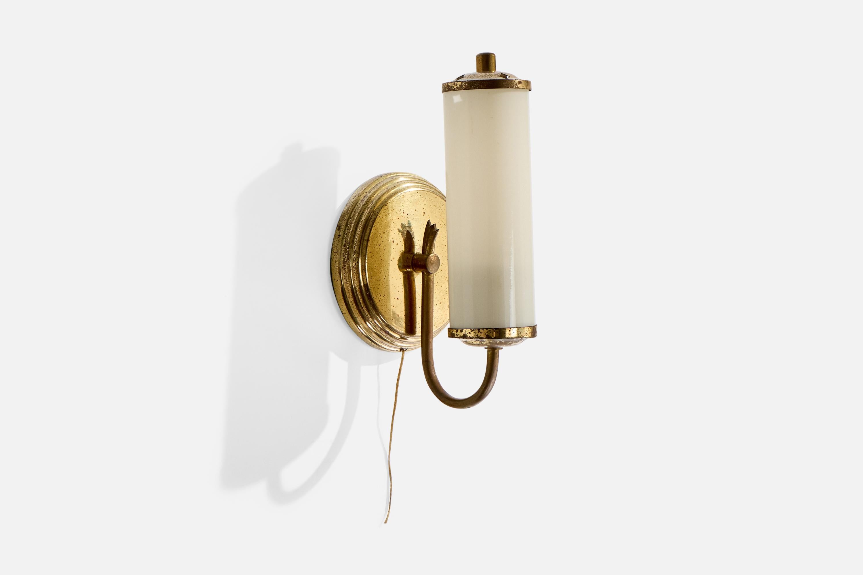 A brass and white opaline glass wall light likely designed and produced in Austria, c. 1950s.

Oxidation present to brass

Wear consistent with age and use

Overall Dimensions (Inches): 9.0
