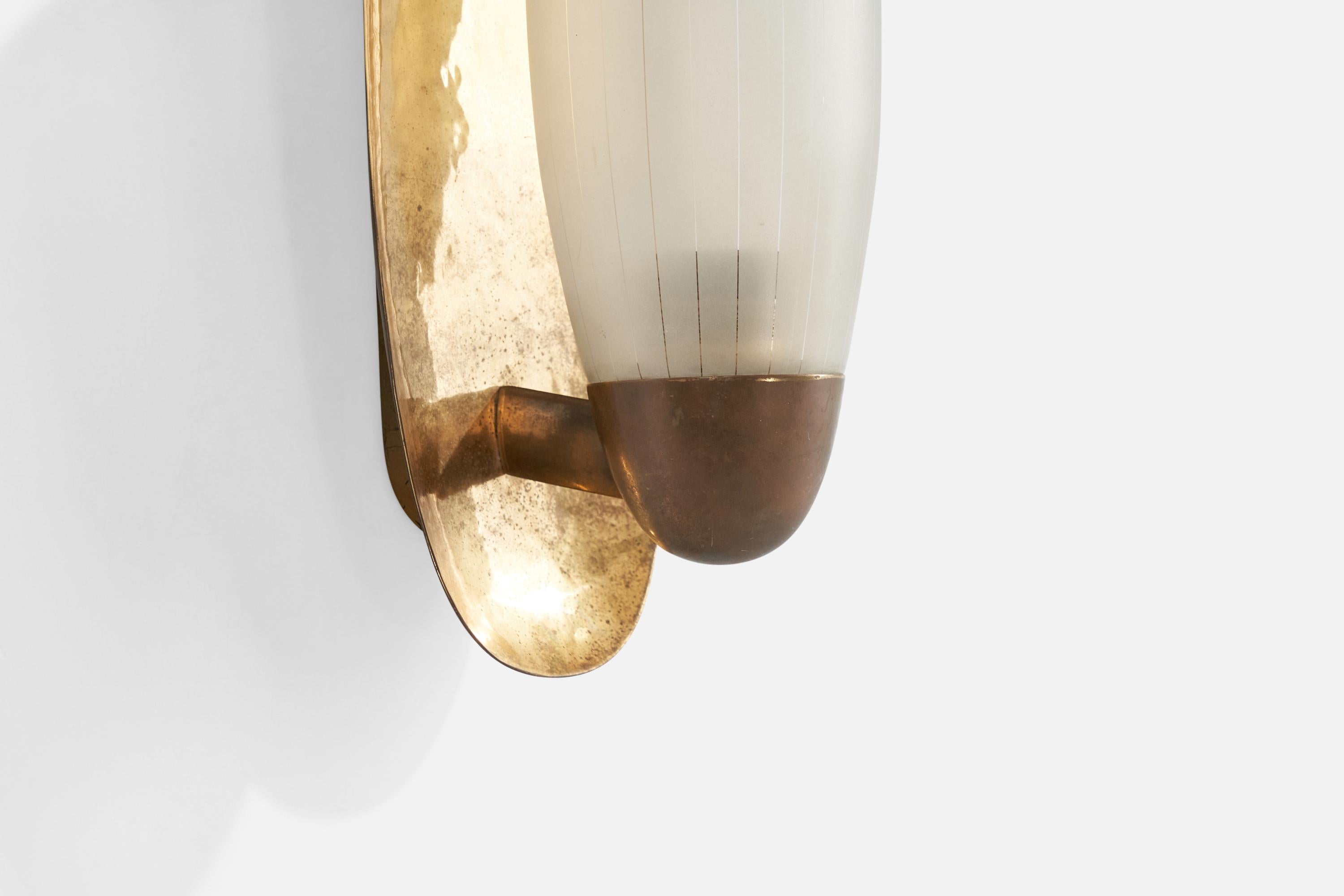 Austrian Designer, Wall Light, Brass, Glass, Austria, 1950s For Sale 2