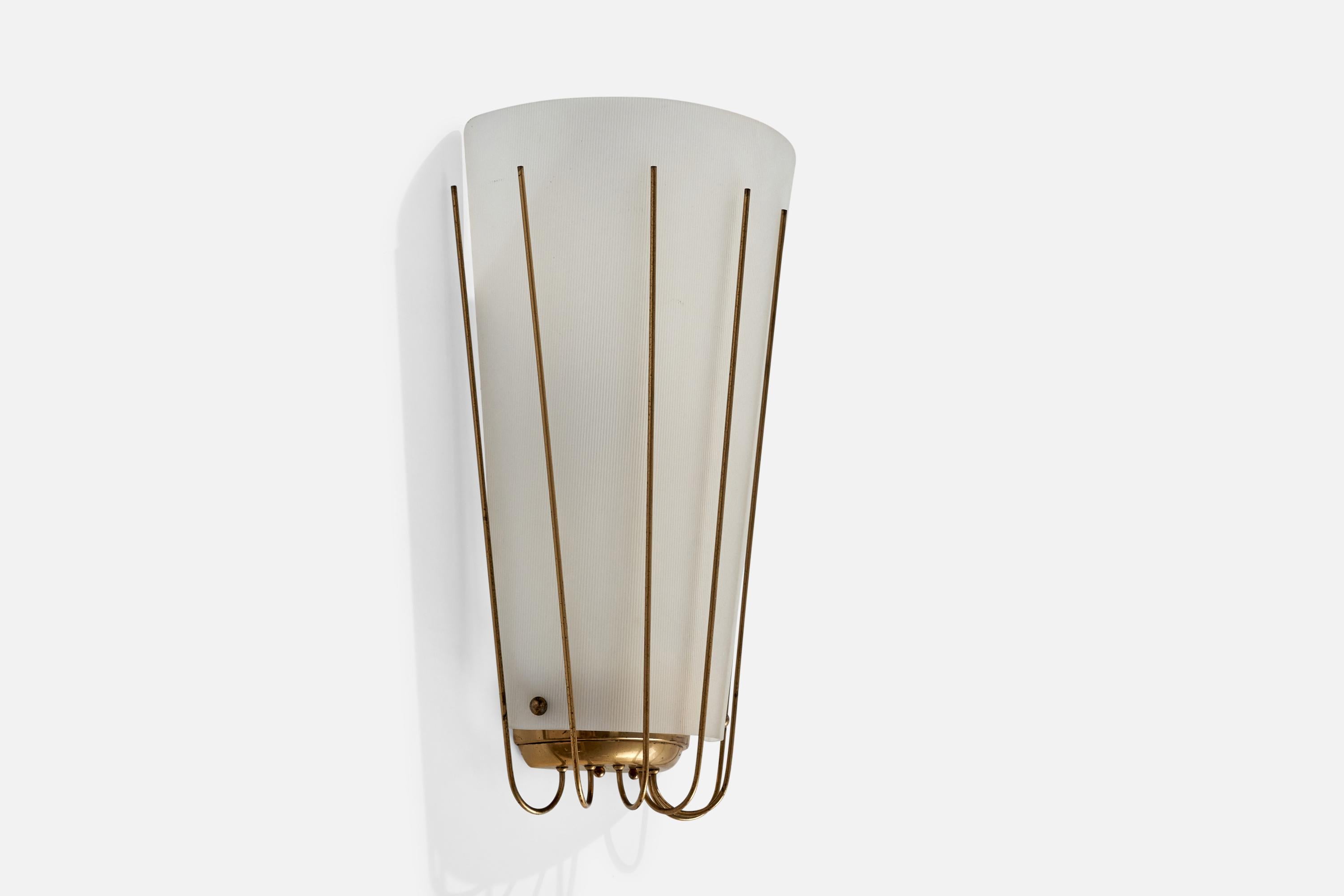 Autrichien Design/One, Lights, laiton, acrylique, Autriche, années 1950 en vente