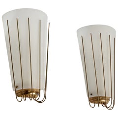 Österreichischer Designer, Wandleuchten, Messing, Acryl, Österreich, 1950er Jahre