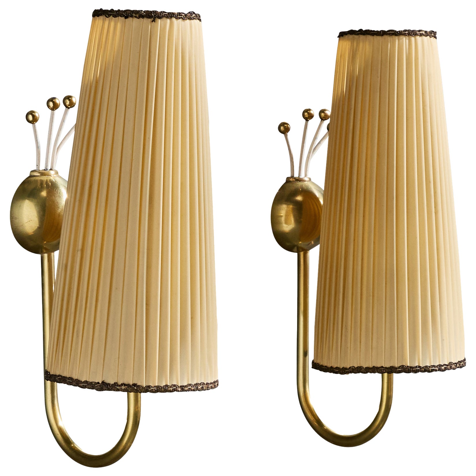 Designer austriaco, Lampade da parete, Ottone, Fabrice, Austria, anni 1950