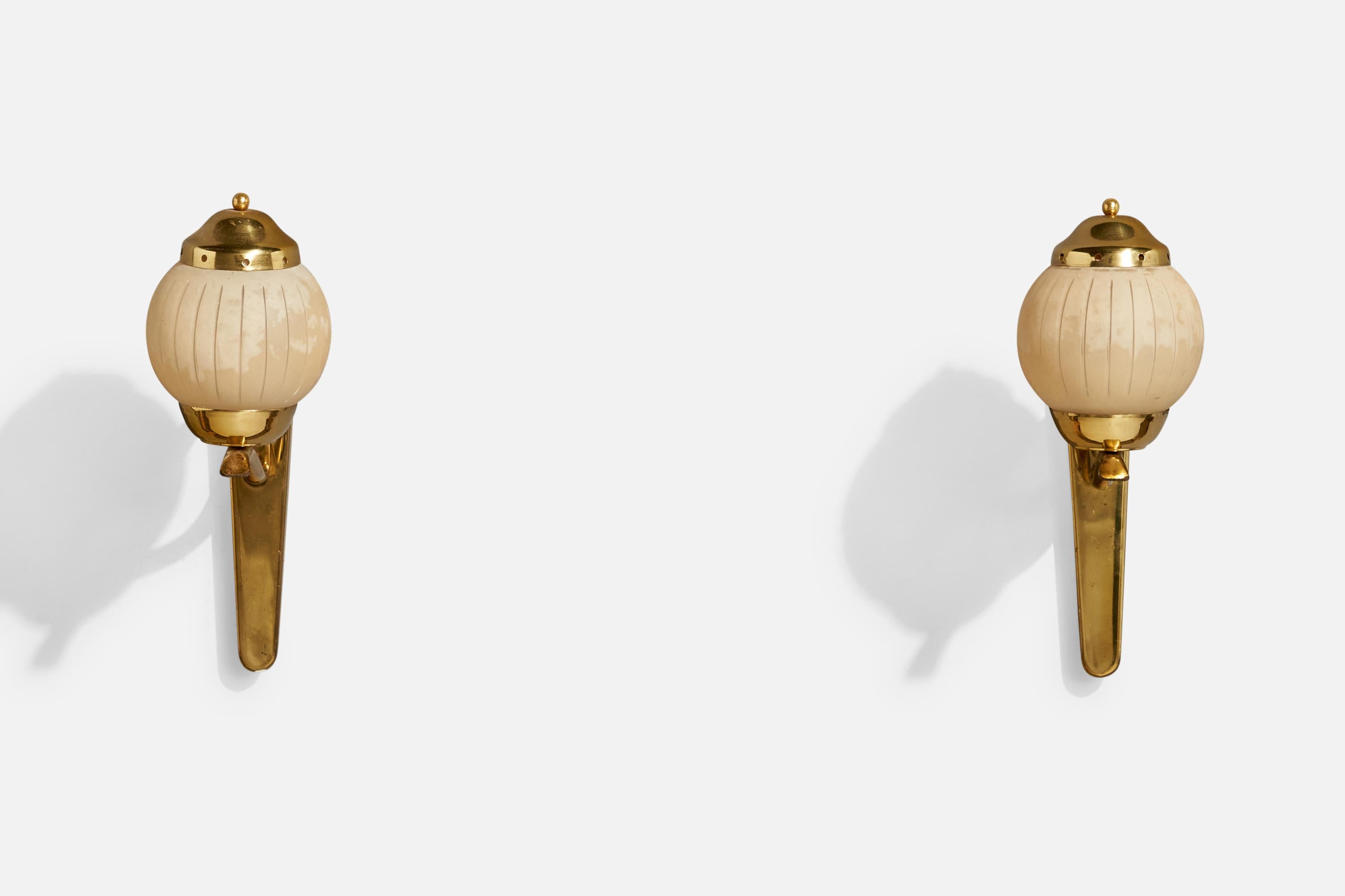 Austrian Designer, Wall Lights, Brass, Glass, Austria, 1950s In Good Condition For Sale In High Point, NC