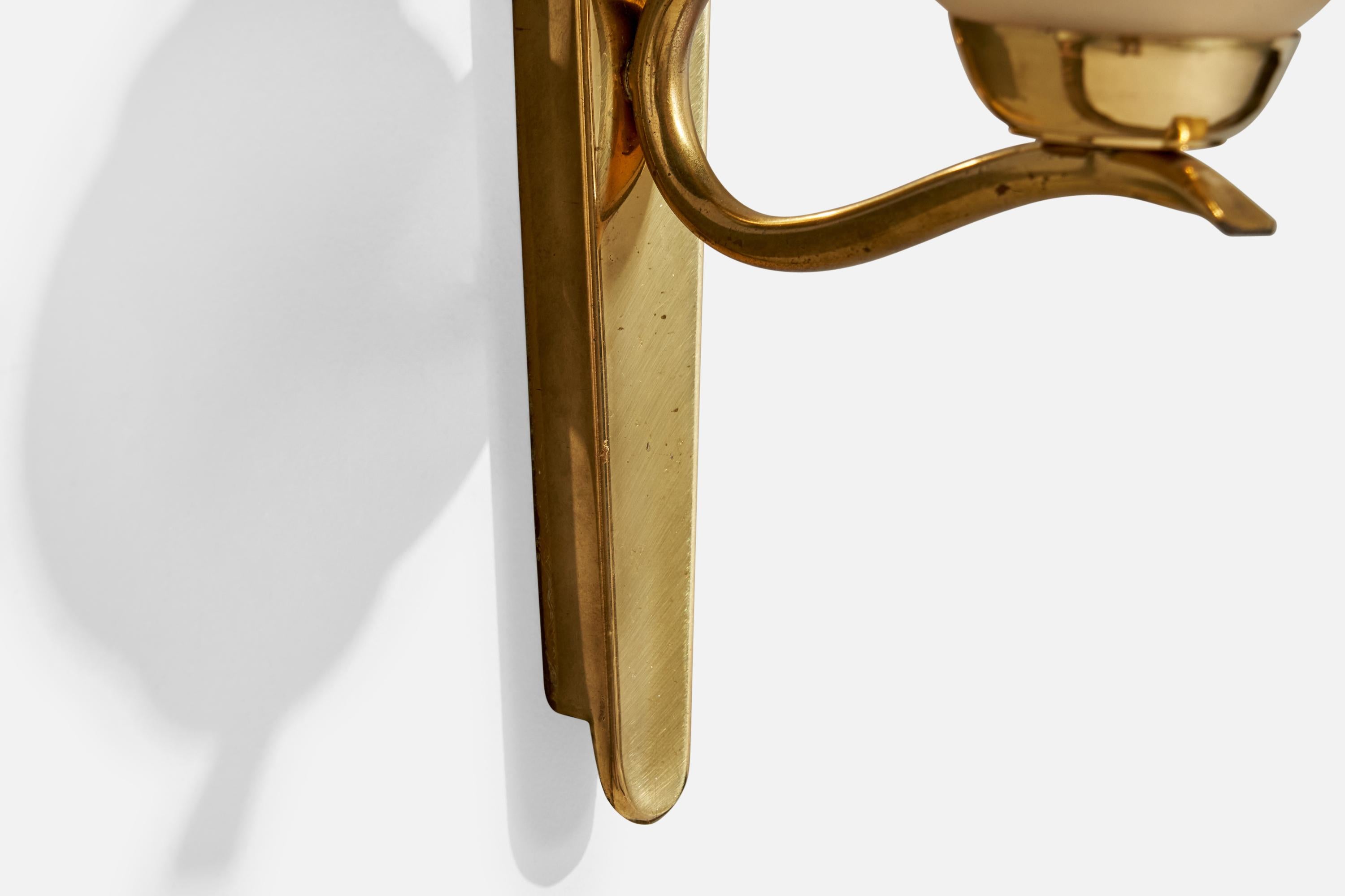 Austrian Designer, Wall Lights, Brass, Glass, Austria, 1950s For Sale 3