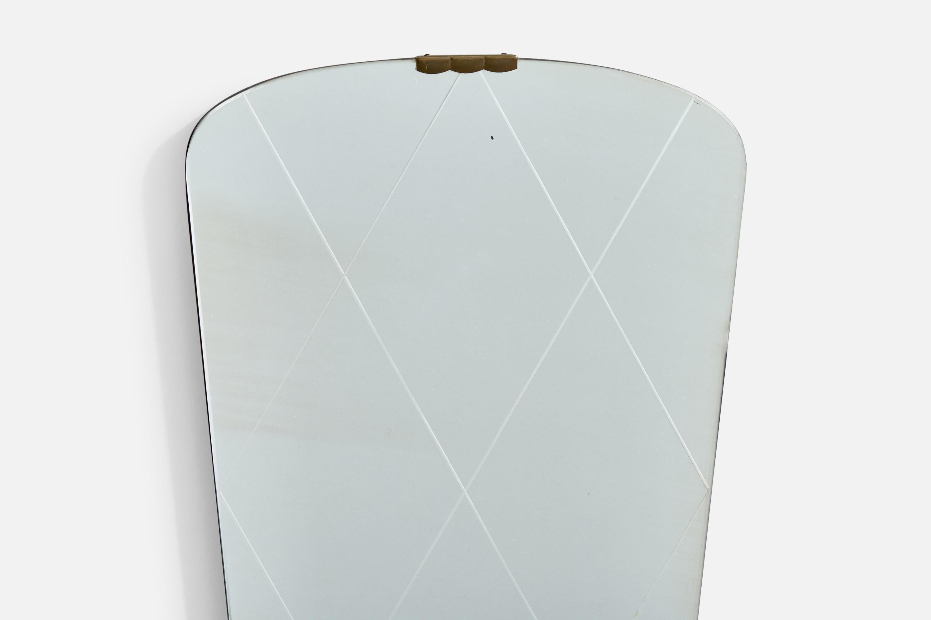 Designer autrichien, miroir mural, laiton, Wood, Autriche, années 1950 Bon état - En vente à High Point, NC
