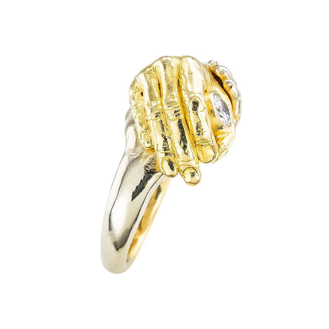 Einzigartiger österreichischer Ring mit Diamanten und zweifarbigem Gold, um 1960.  Nachfolgend finden Sie klare und aussagekräftige Informationen, die Sie kennen sollten.  Kontaktieren Sie uns umgehend, wenn Sie weitere Fragen haben.  Wir sind