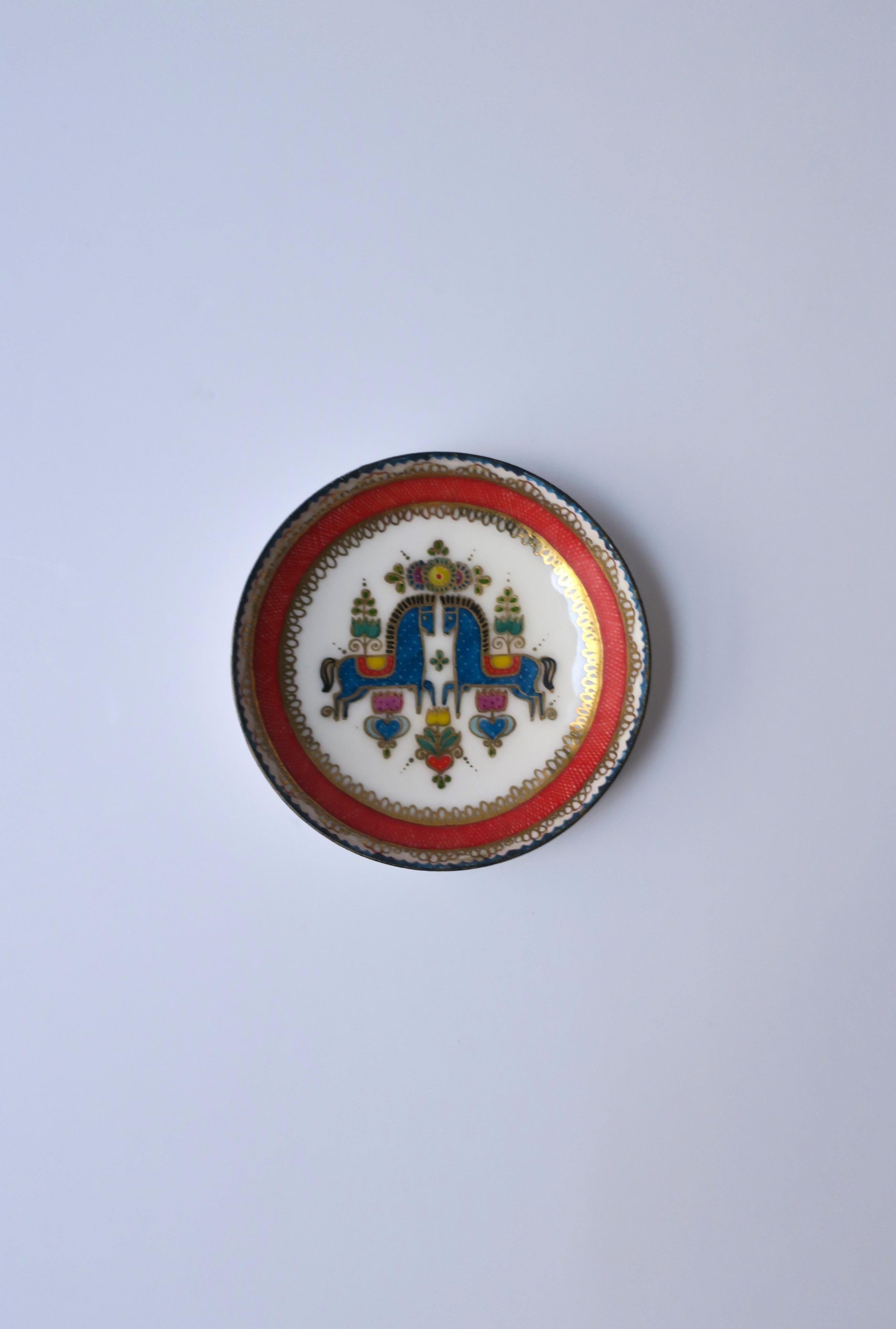 Austrian Enamel Jewelry or Pill Dish with Horse Design In Good Condition For Sale In New York, NY