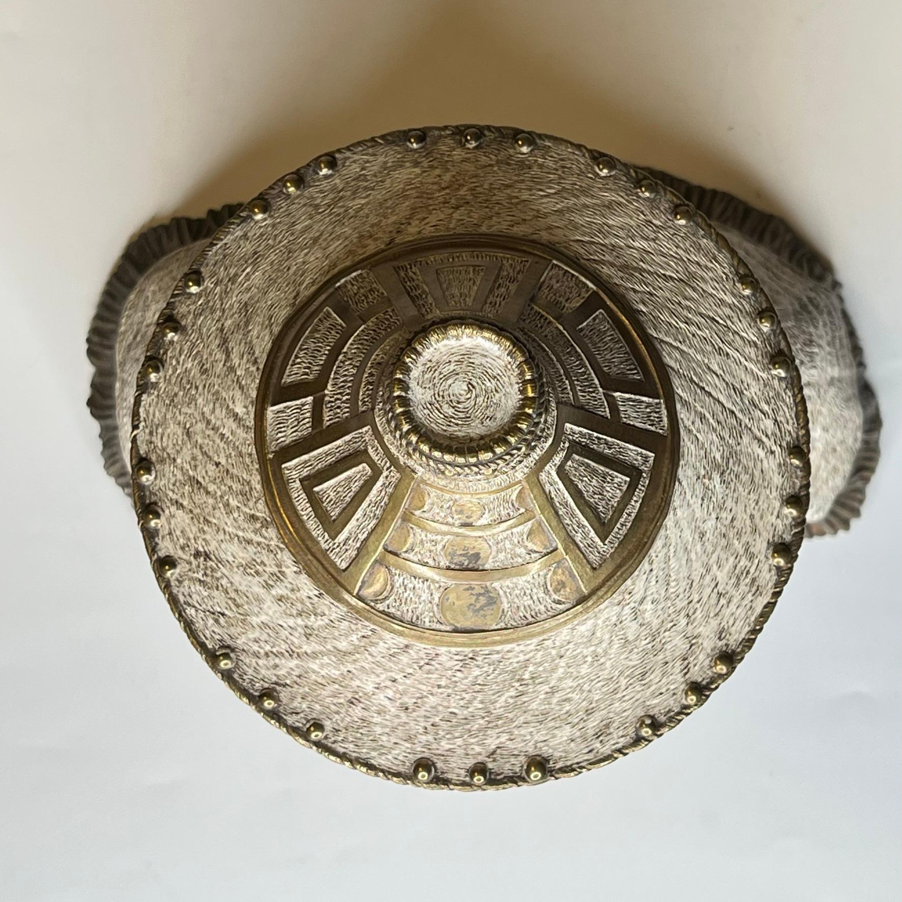 Österreichisches figurales Humidor-Tabakglas aus Bronze im Angebot 1