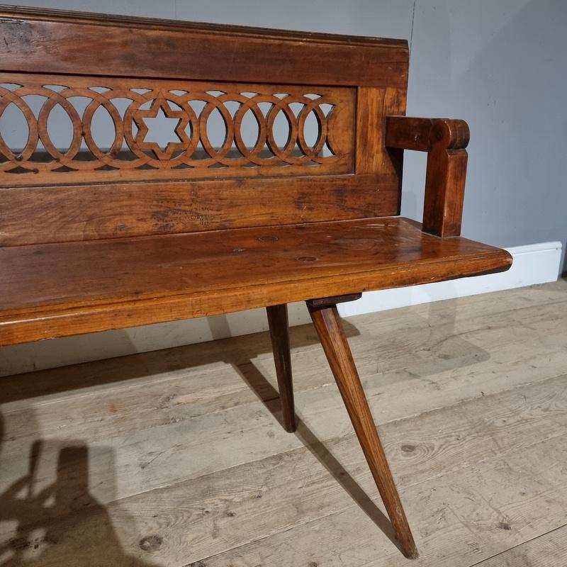 Austrian Fruitwood Settle Bench In Good Condition For Sale In Leamington Spa, Warwickshire