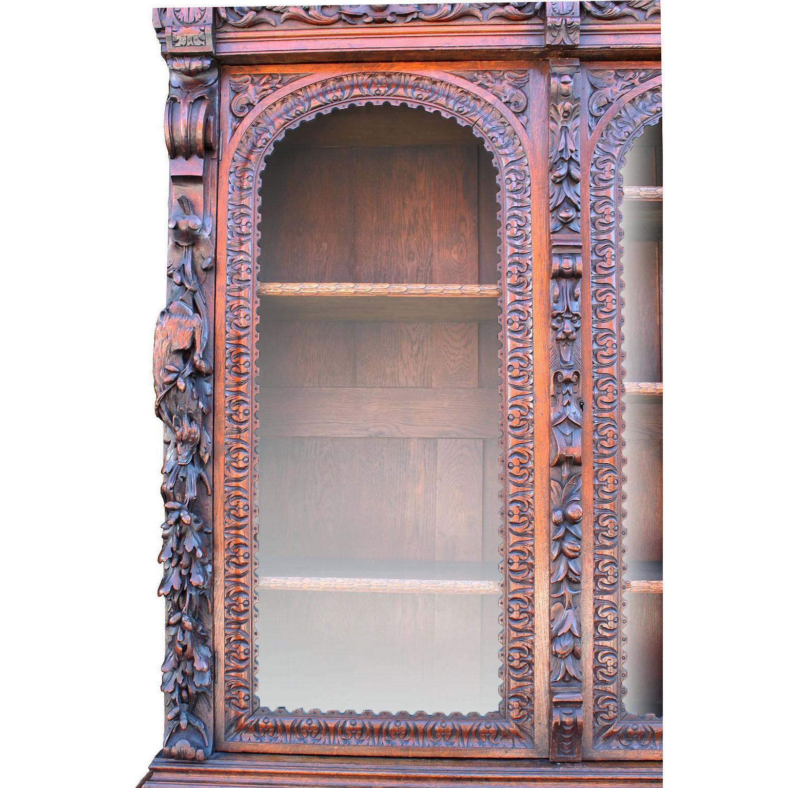 Austrian-German 19th Century Carved Walnut Black-Forest Hunt Credenza Bookcase For Sale 6