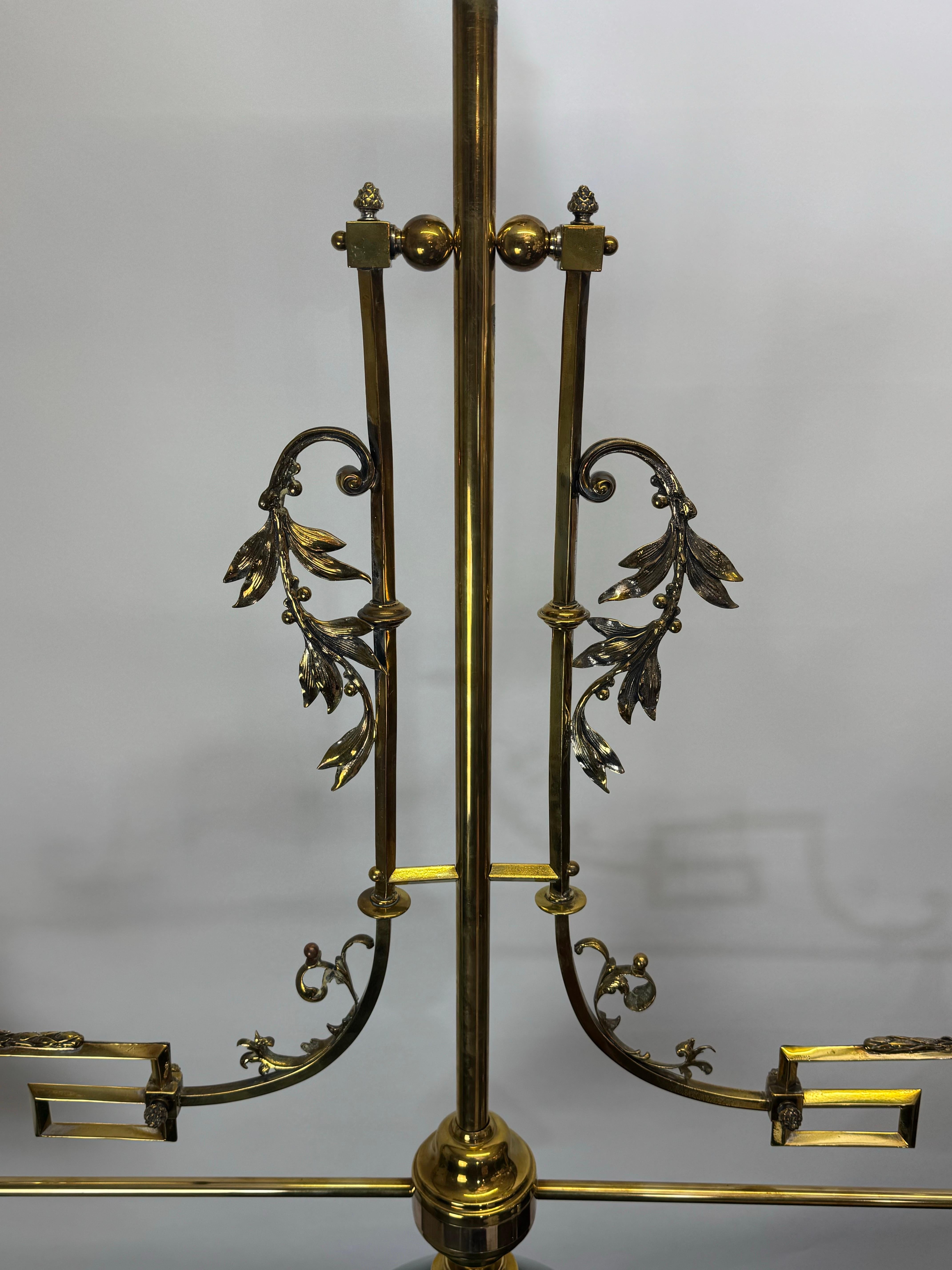 Lustre de bibliothèque autrichien en laiton doré, Vienne, vers 1900 en vente 8