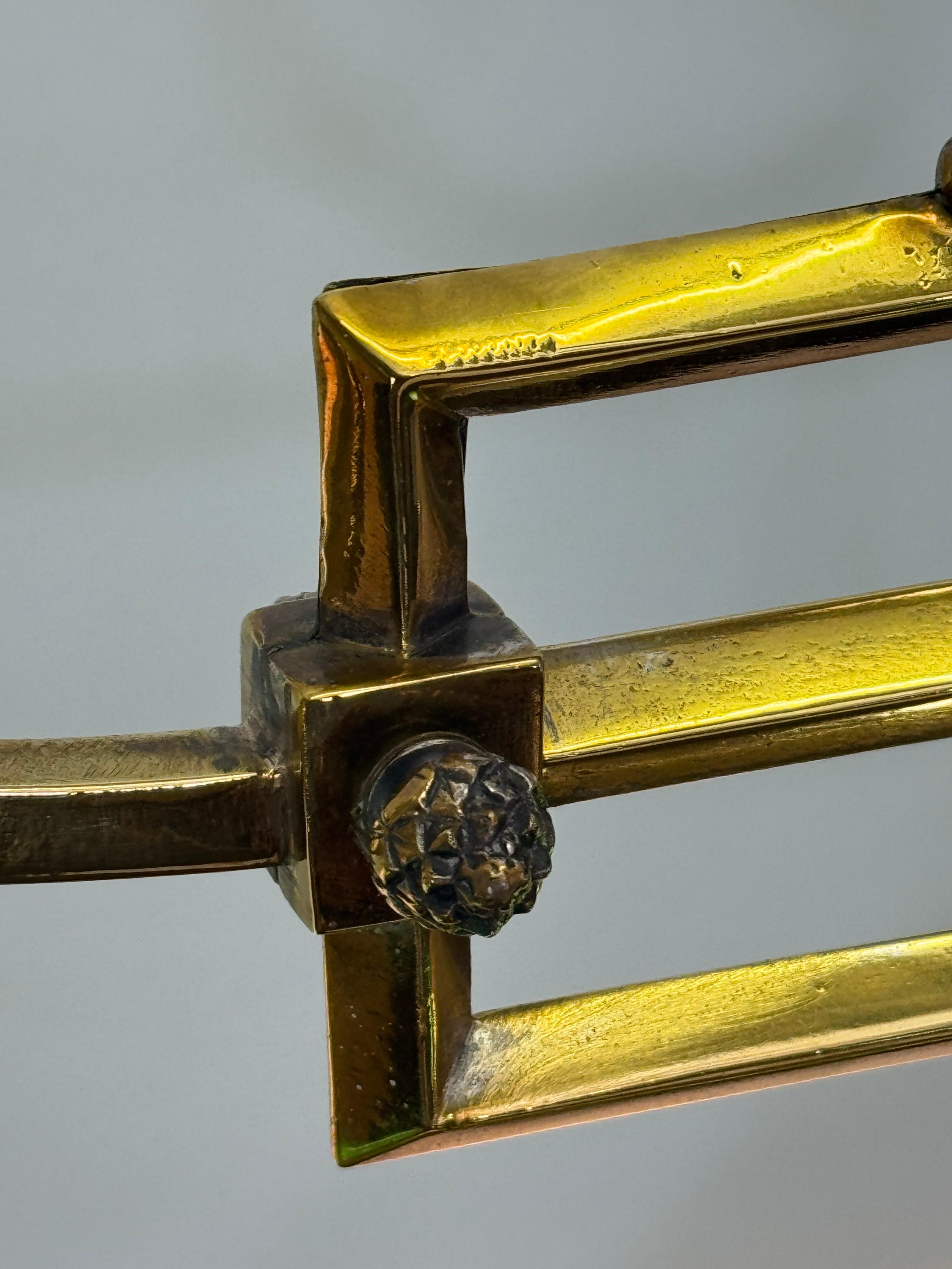 Début du 20ème siècle Lustre de bibliothèque autrichien en laiton doré, Vienne, vers 1900 en vente