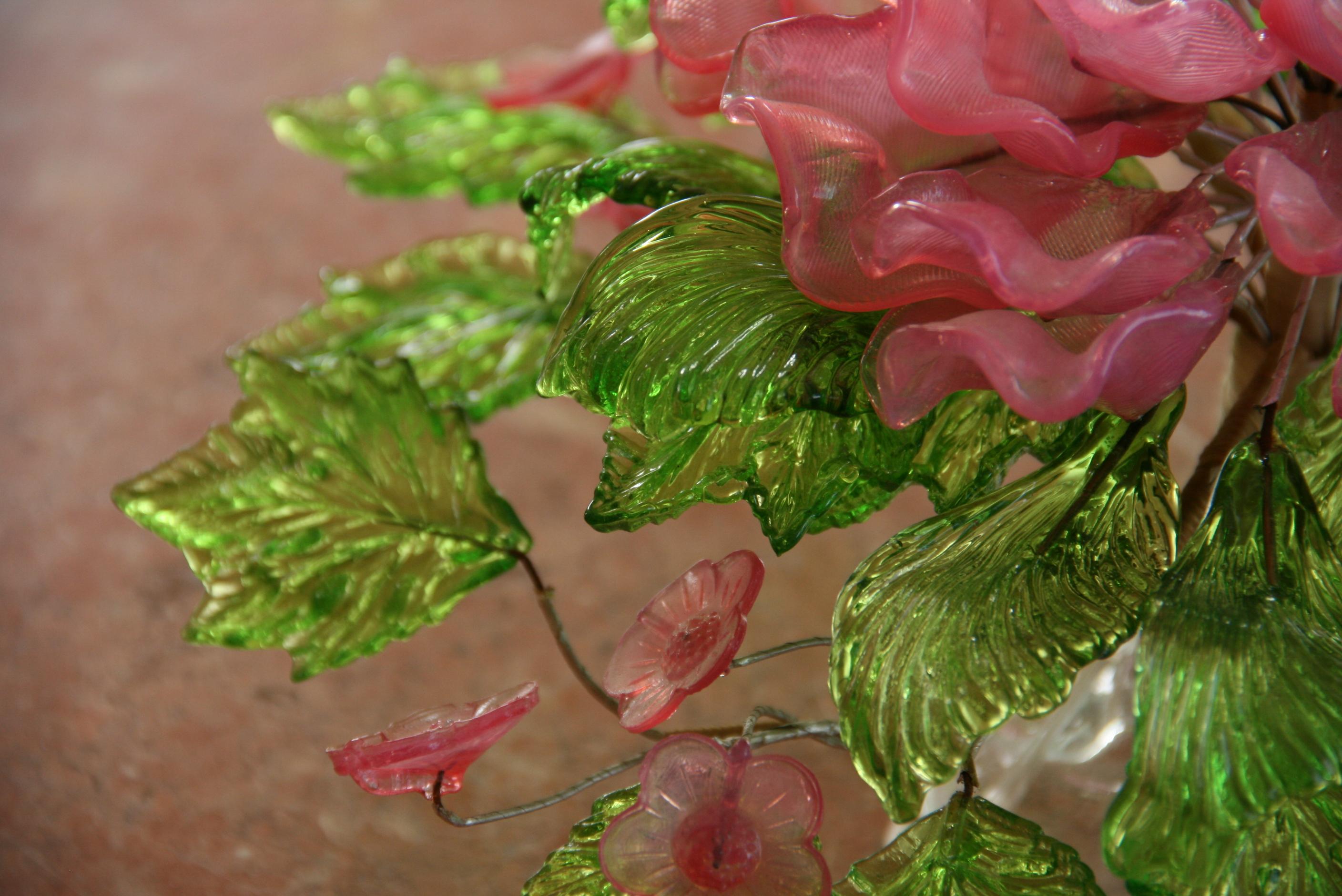 Centre de table en verre autrichien à feuilles et fleurs en vente 5
