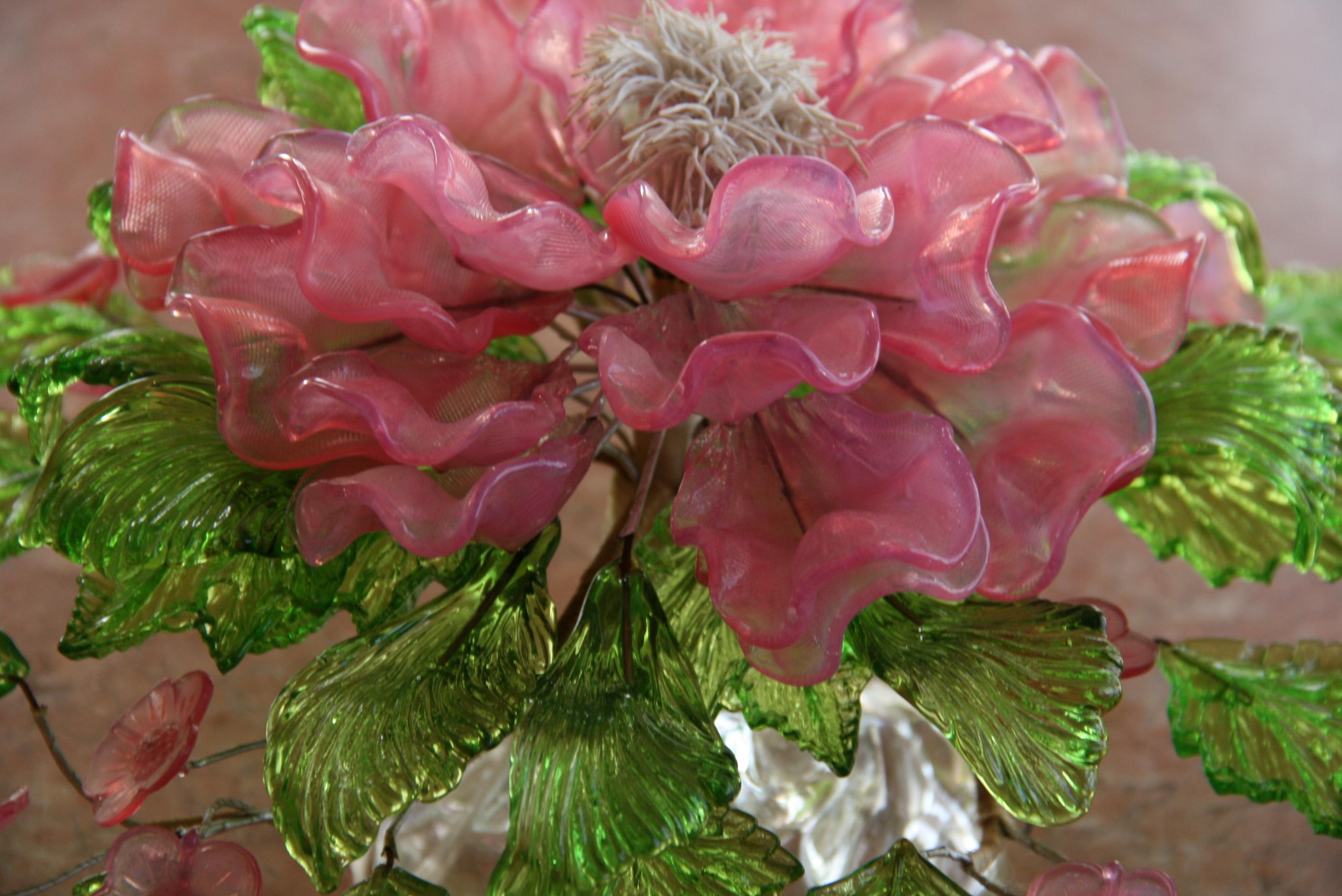 Verre d'art Centre de table en verre autrichien à feuilles et fleurs en vente