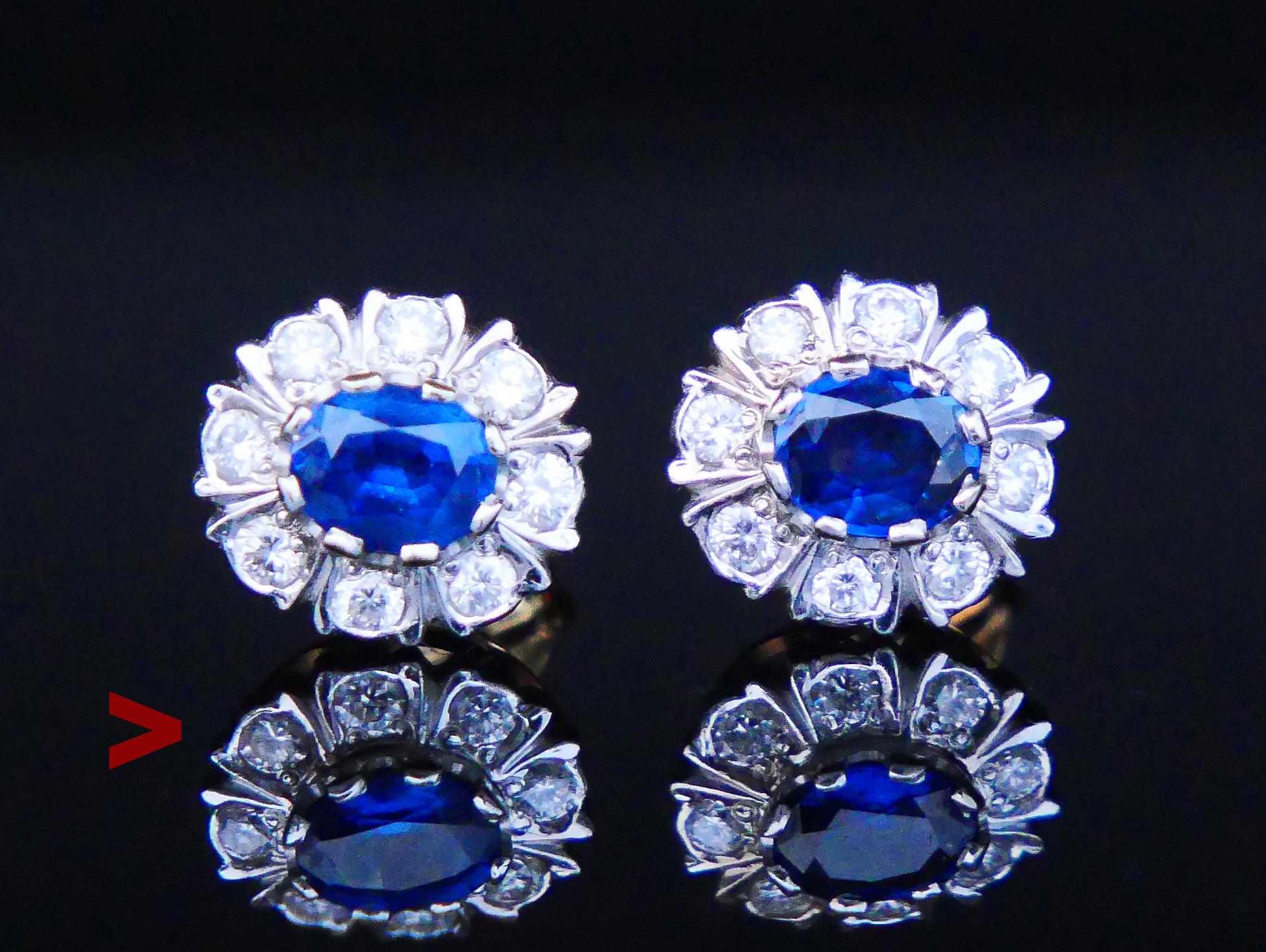 A pair of fine 1950s- 1960s vintage Austrian flower studs in solid 14K Yellow and White Gold with studs in 18K Gold.

Wires hallmarked 585 and Austrian hallmarks. Stoppers in 18K Gold.

Each floret measures 10 mm x 9 mm x 5 mm deep.

Two oval cut