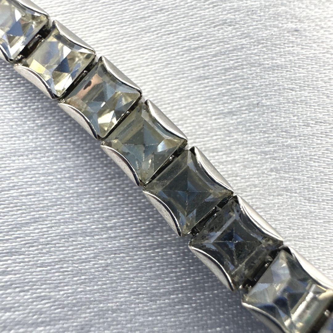 Art Deco Austrian High-Quality Square Crystal Vintage Tennis Bracelet For Sale
