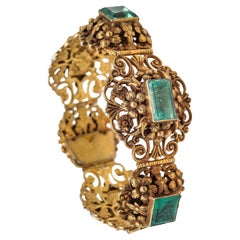 Bracciale austriaco ungherese del 1900 in argento dorato 18 carati con 24,42 carati di smeraldi