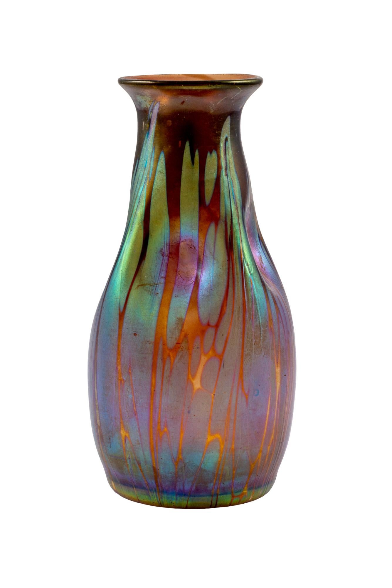 Austrian Jugendstil mouthblown glass vase brown circa 1902 Johann Loetz-Witwe Medici Maron Phen Gr 2/484

In 1900, the company Johann Loetz-Witwe Klostermühle made its international breakthrough at the world exhibition in Paris with its richly