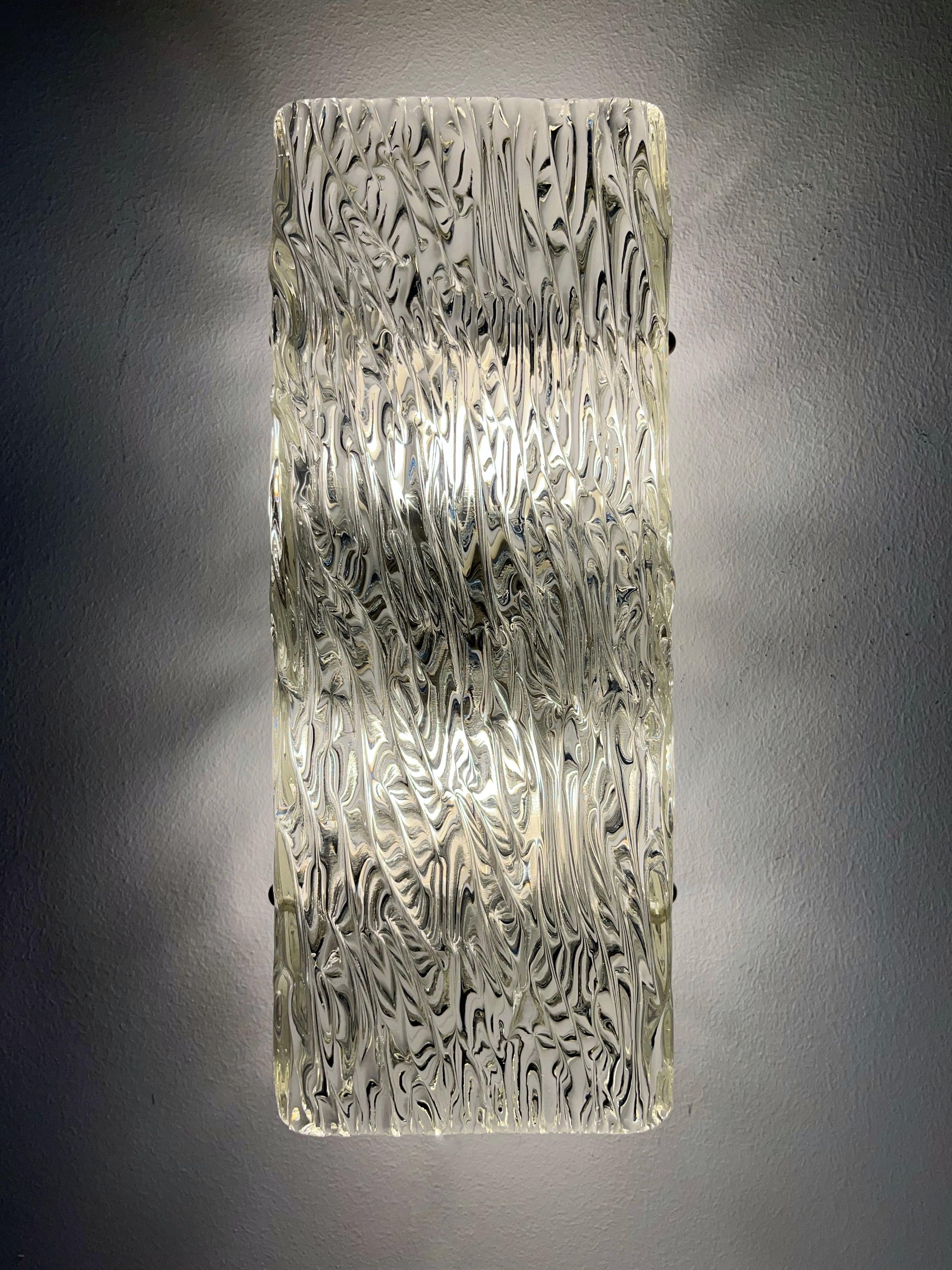 Métal Grande applique murale florale autrichienne de Murano du milieu du siècle dernier par Kalmar Franken, 1970 en vente