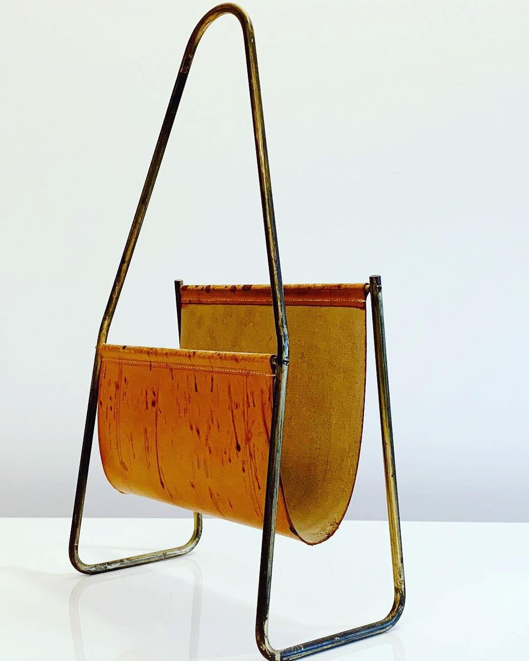 Austrian Leather and Brass Magazine Rack by Carl Auböck, 1950s For Sale 2