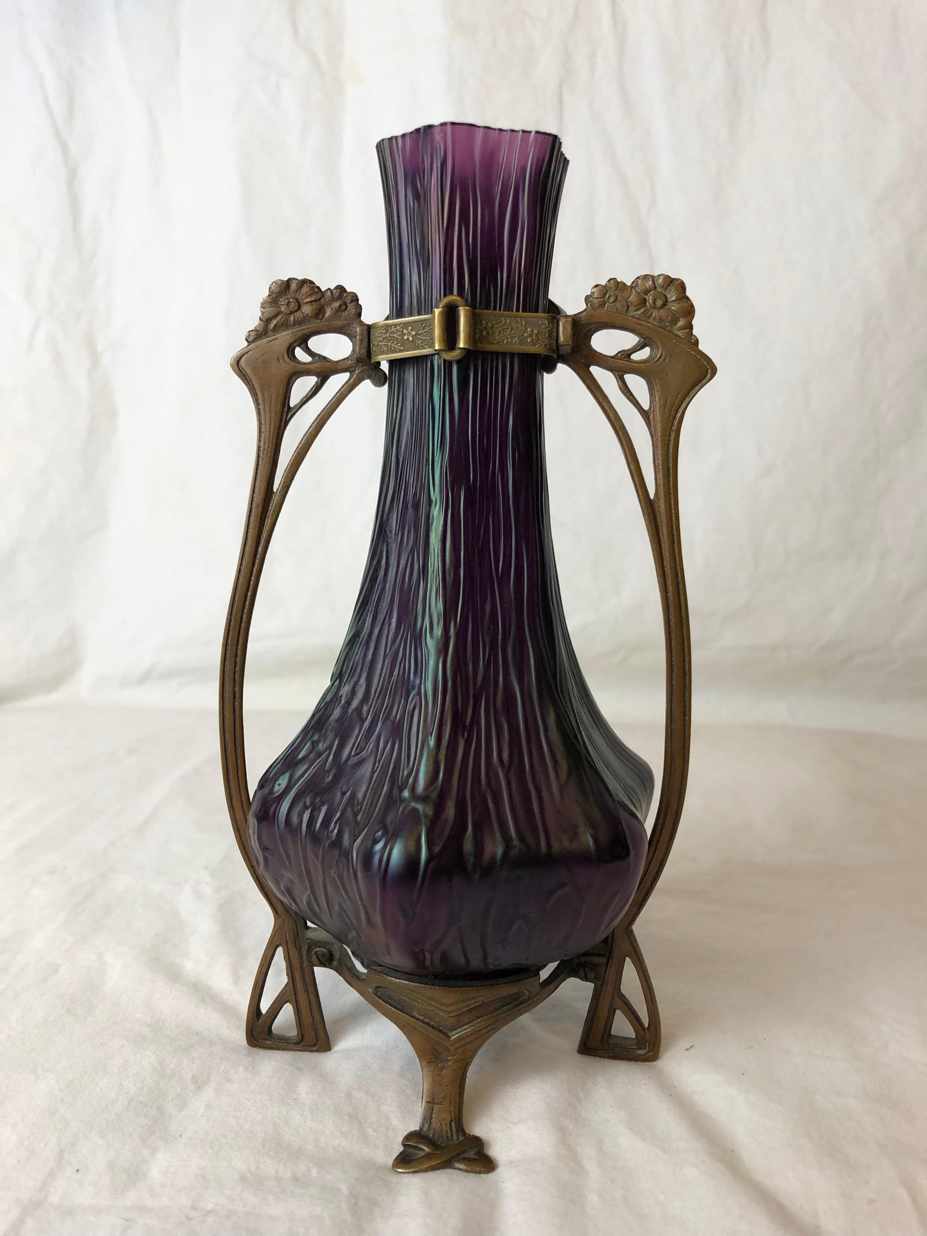 Austrian Loetz Art Nouveau Glass Vase on Bronze Stand In Good Condition For Sale In Seattle, WA
