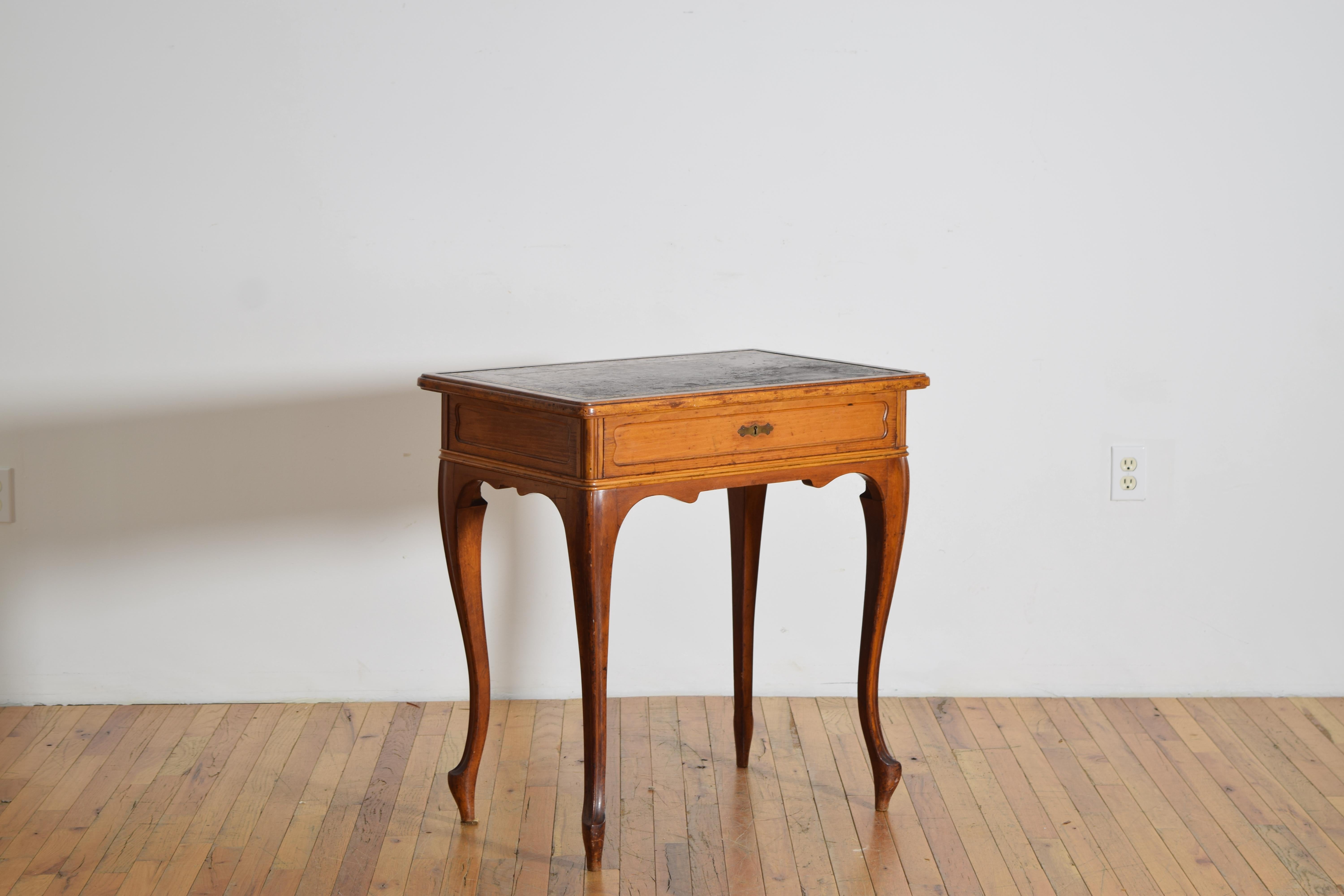 Austrian LXV Style Light Walnut and Leather-Top Writing/Side Table, 19th-20th C. In Good Condition For Sale In Atlanta, GA