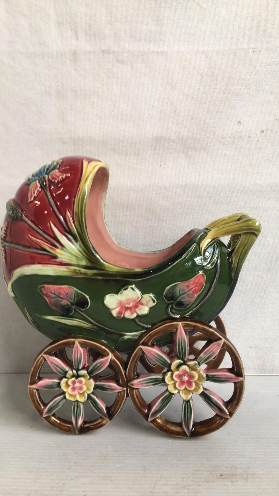 Art Nouveau Austrian Majolica Cradle Jardinière with Flowers, circa 1900 For Sale