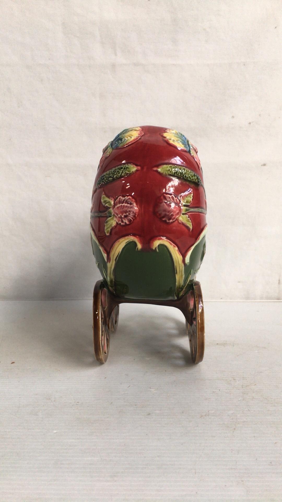 Austrian Majolica Cradle Jardinière with Flowers, circa 1900 In Good Condition For Sale In Austin, TX