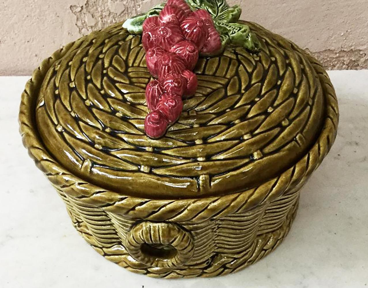 Austrian majolica gooseberries basket, circa 1920.