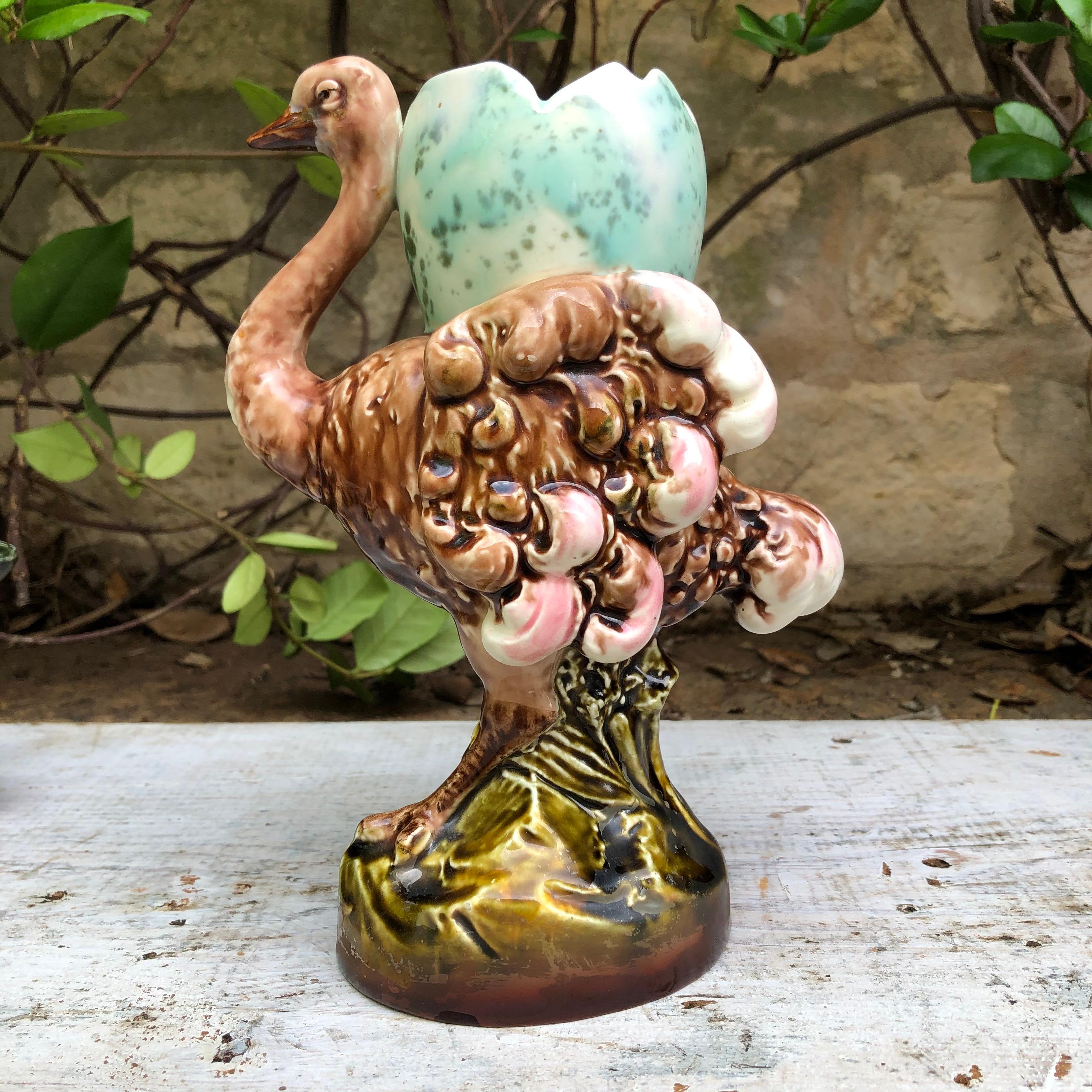 Austrian Majolica ostrich vase with an egg on the top of the vase, circa 1890.