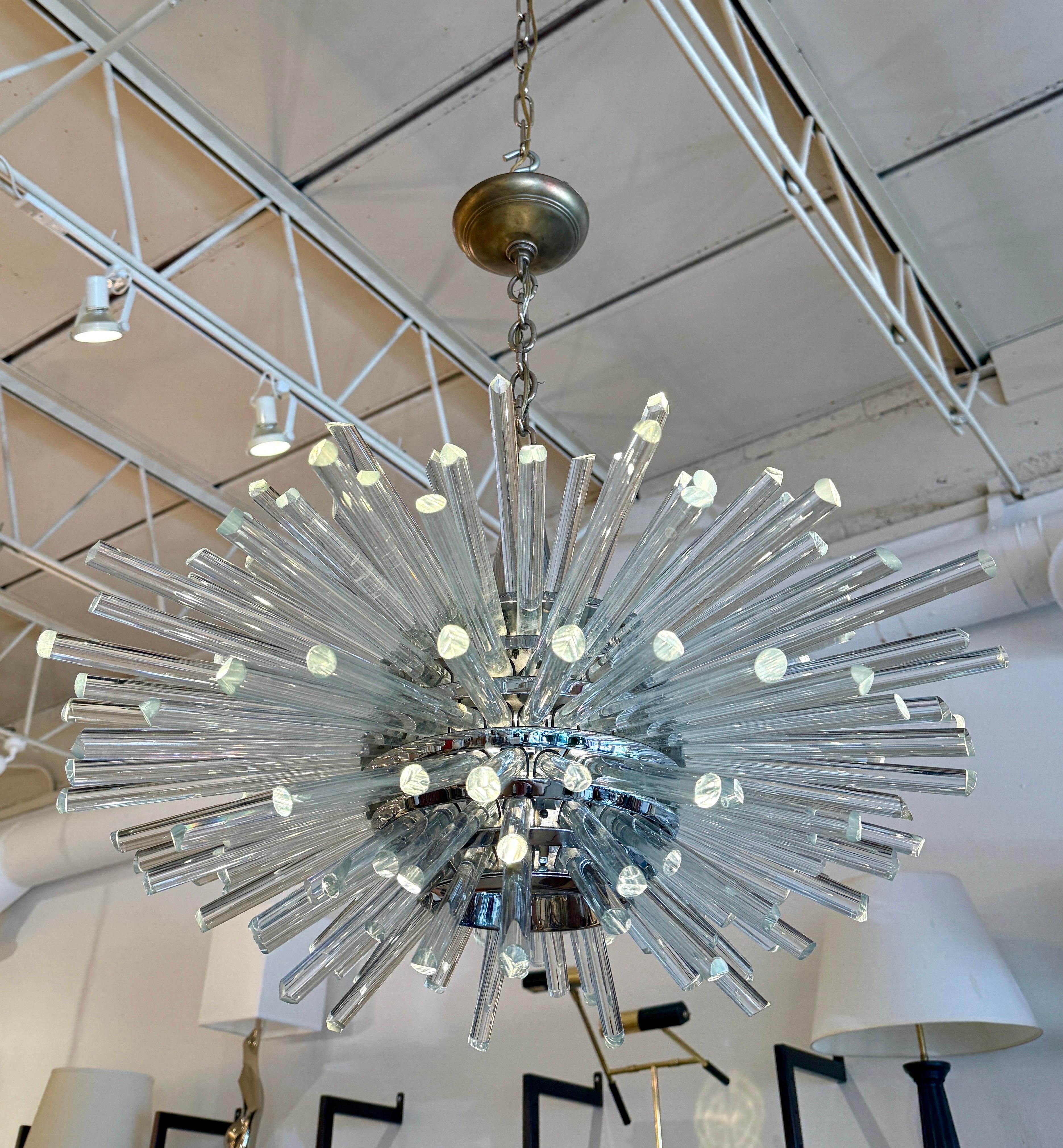 Autrichien Lustre autrichien du milieu du siècle en cristal Miracle 3317 par Bakalowits en vente