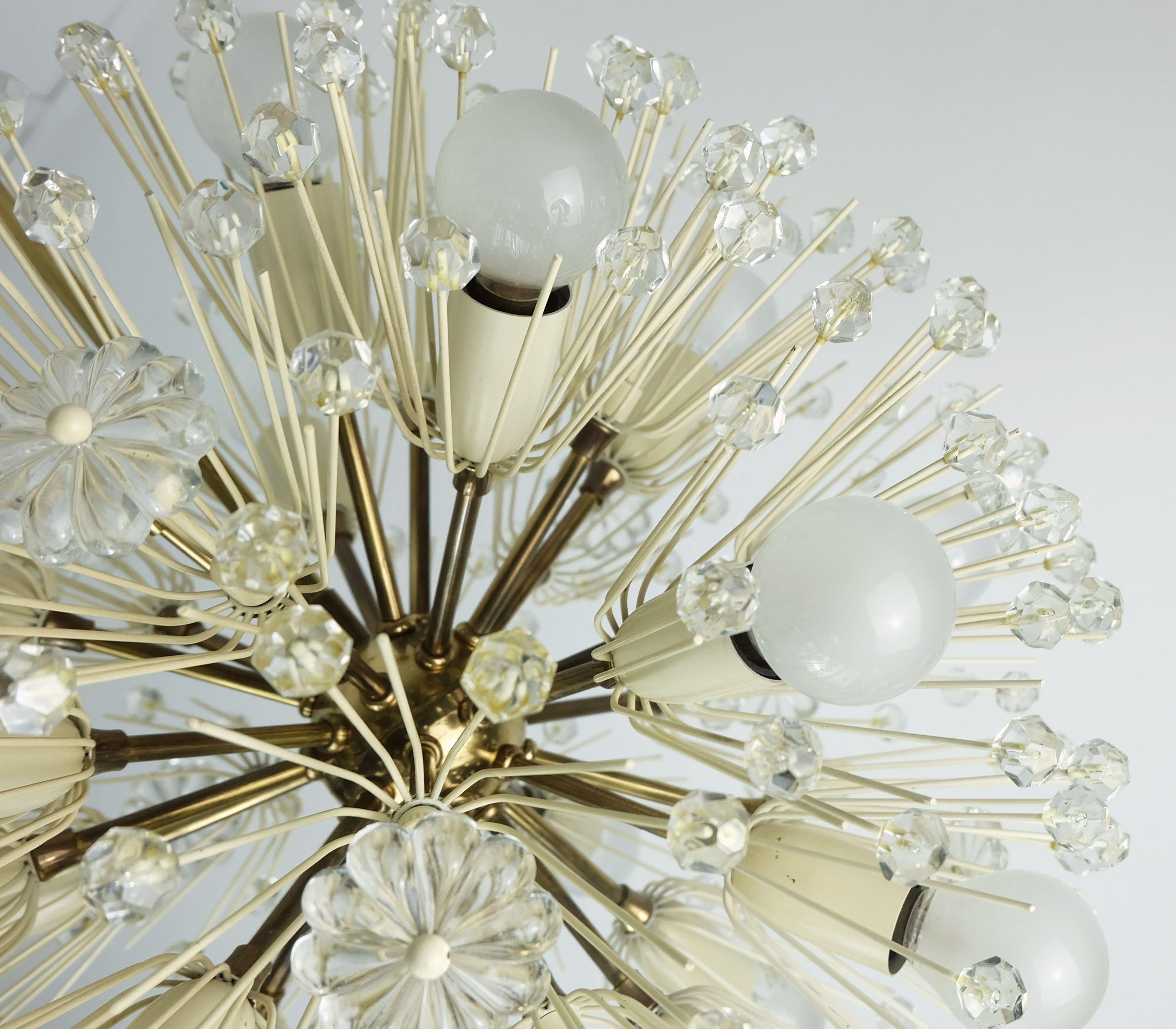 lampada a sospensione austriaca di metà secolo Emil Stejnar CHANDELIER, dandelion sputnik ceil in vendita 1