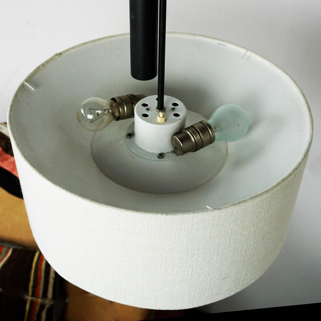 Autrichien Midcentury  Contrepoids en métal noir  Lampe suspendue par J.T. Kalmar en vente 5