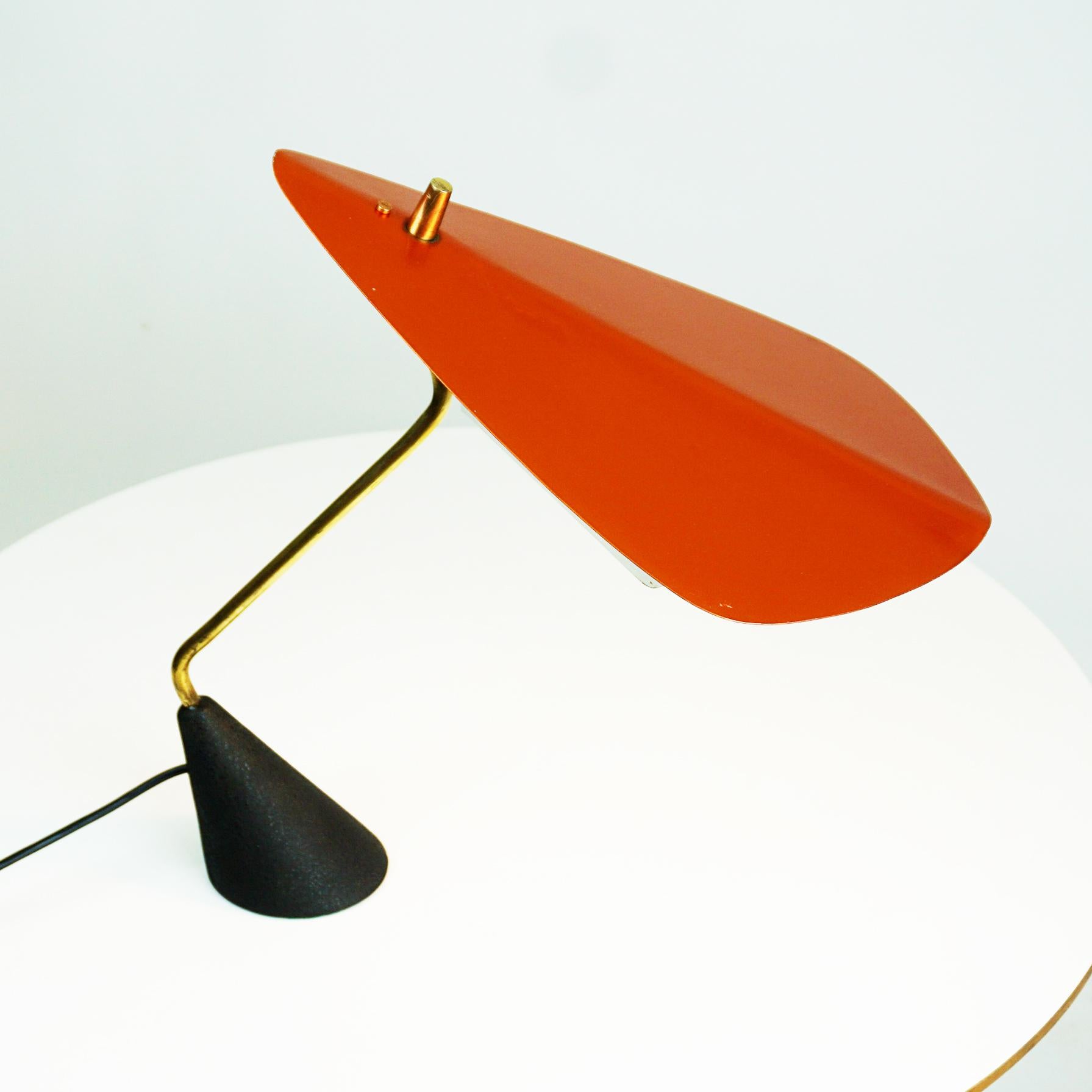 Austrian Midcentury Brass and Red Lacquered Metal Table Lamp by Hagenauer Vienna 1