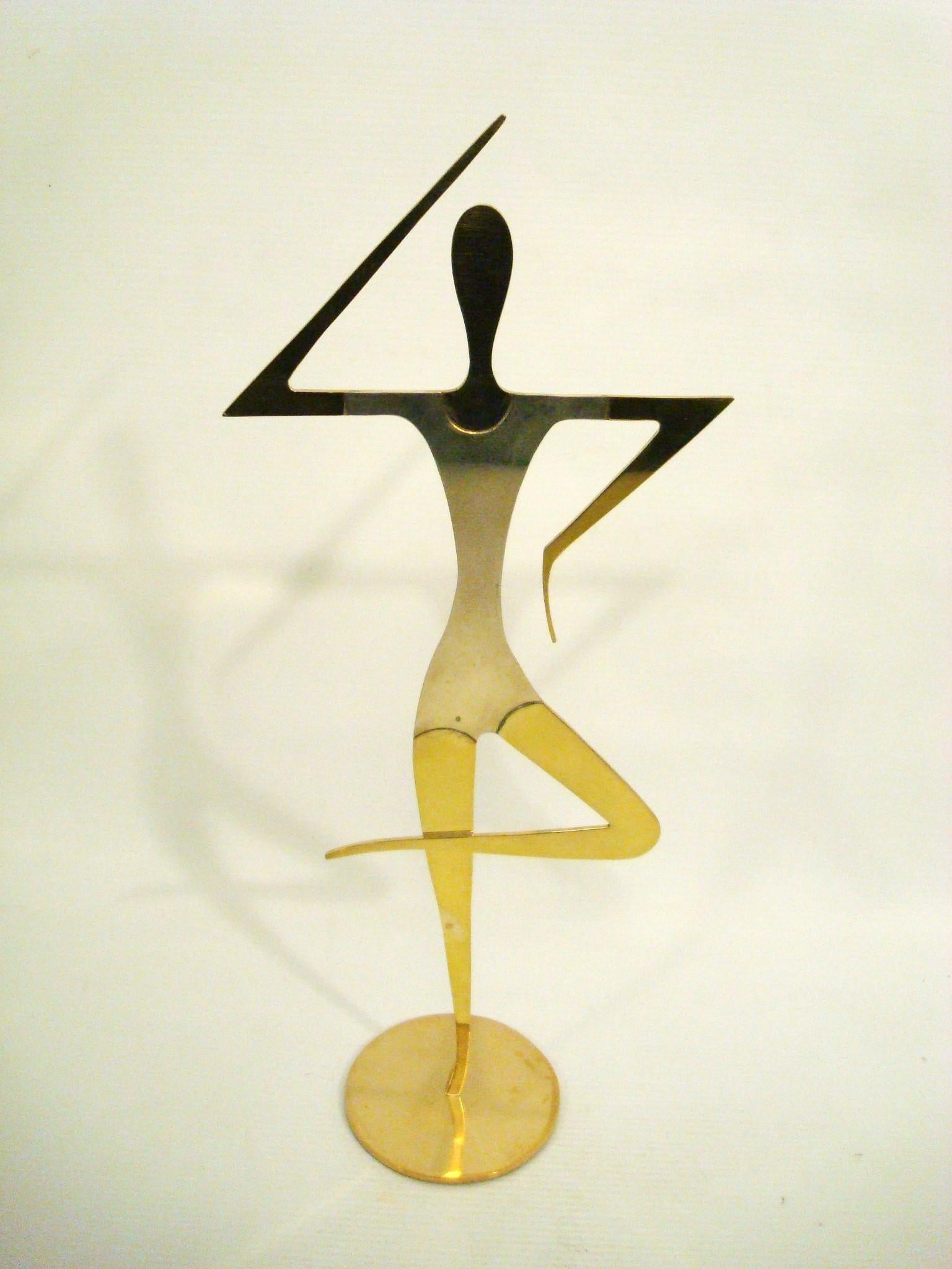 Scultura austriaca di ginnasta femminile in ottone della metà del secolo scorso di Hagenauer in vendita 3