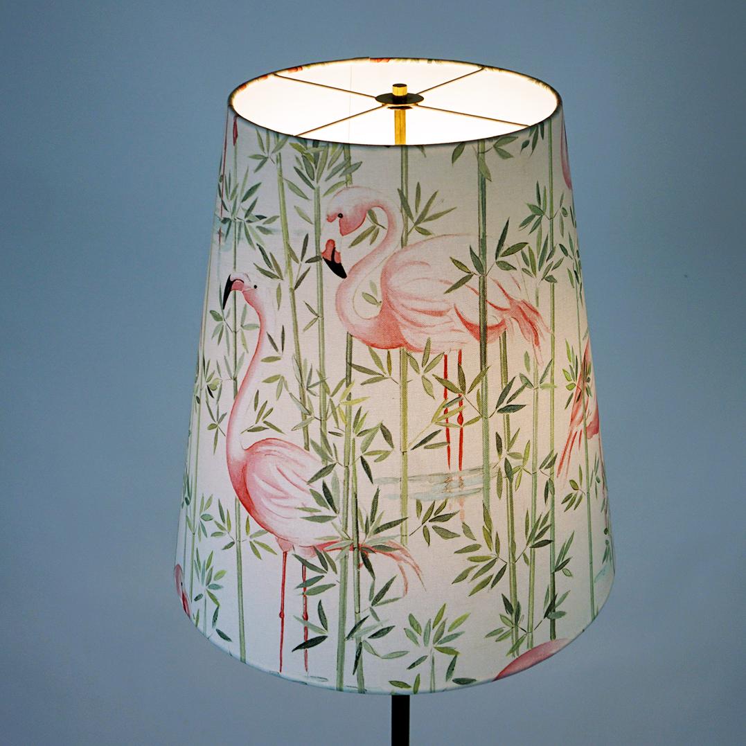 Austrian Midcentury Brass Floor Lamp with Pink Flamingo Shade For Sale 4
